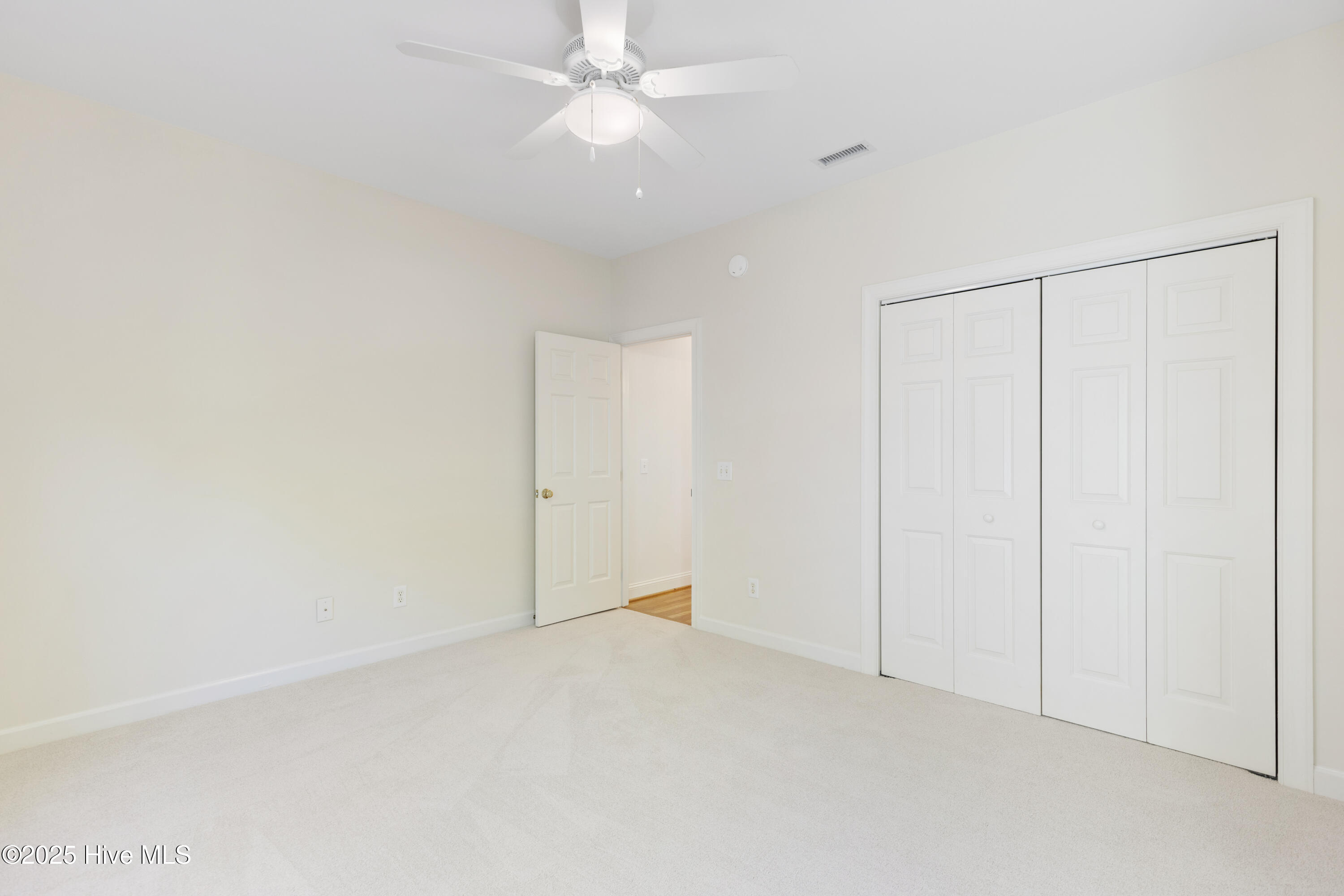 100539771 | Photo 31