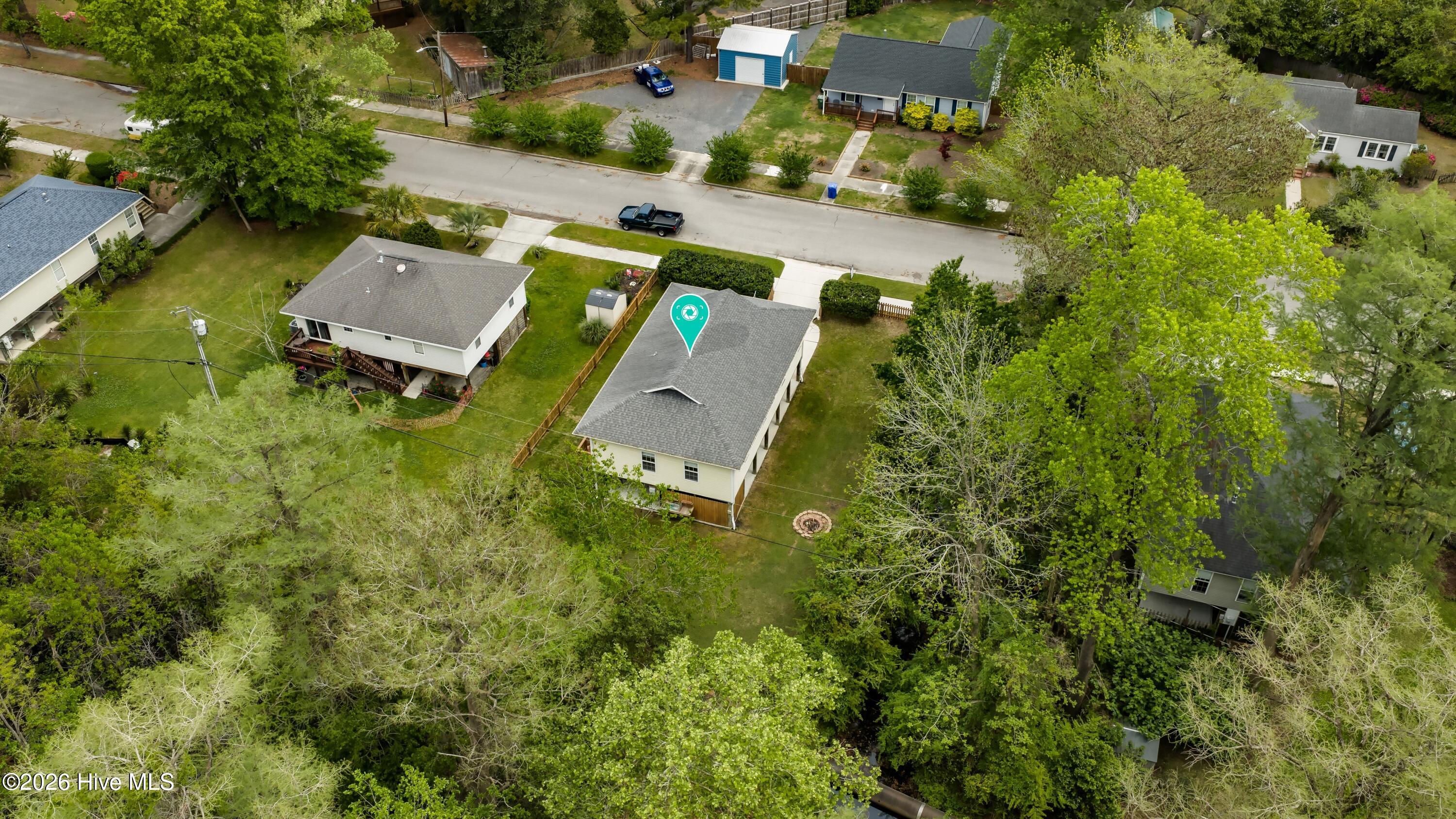 100564769 | Photo 38