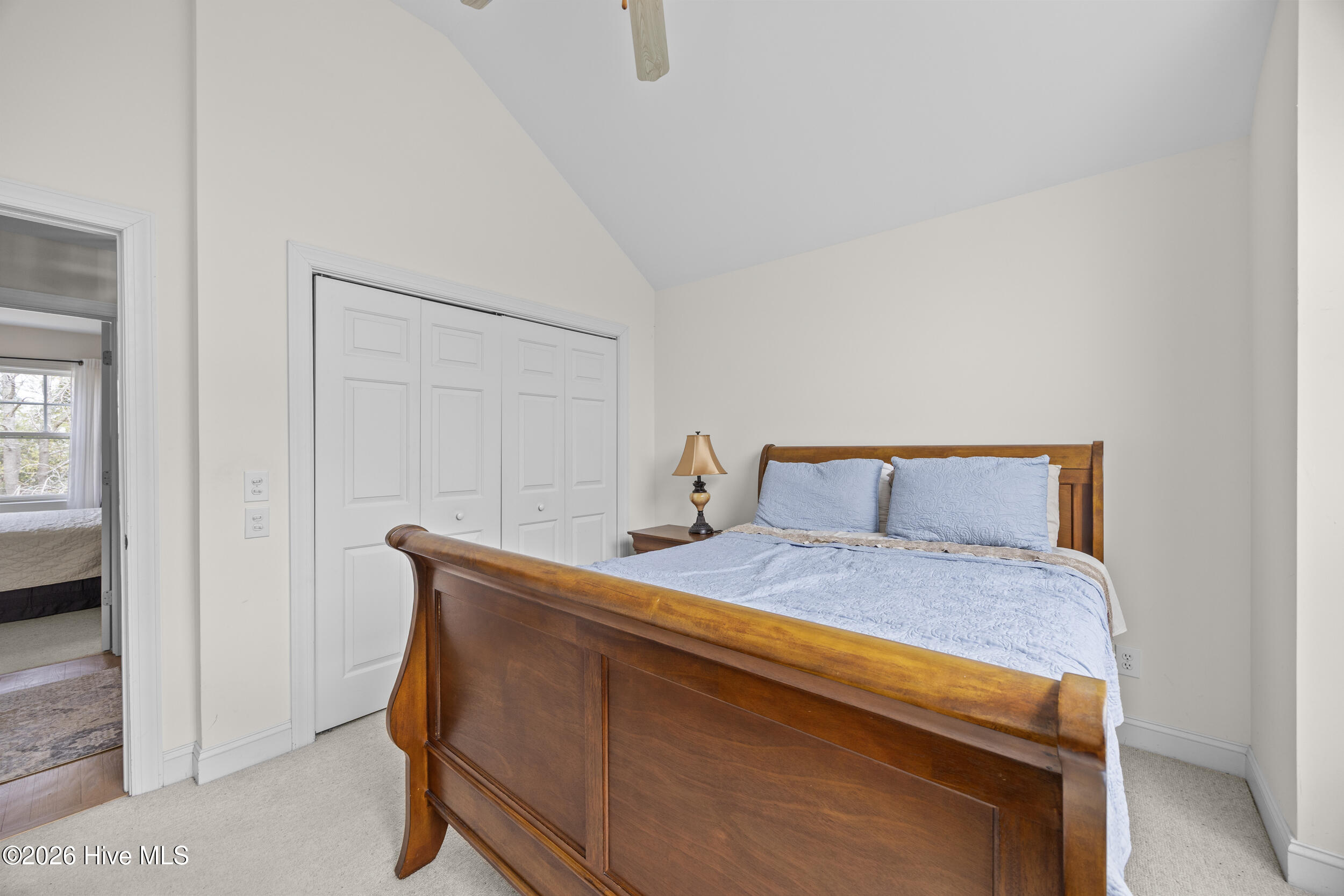 100561336 | Photo 29