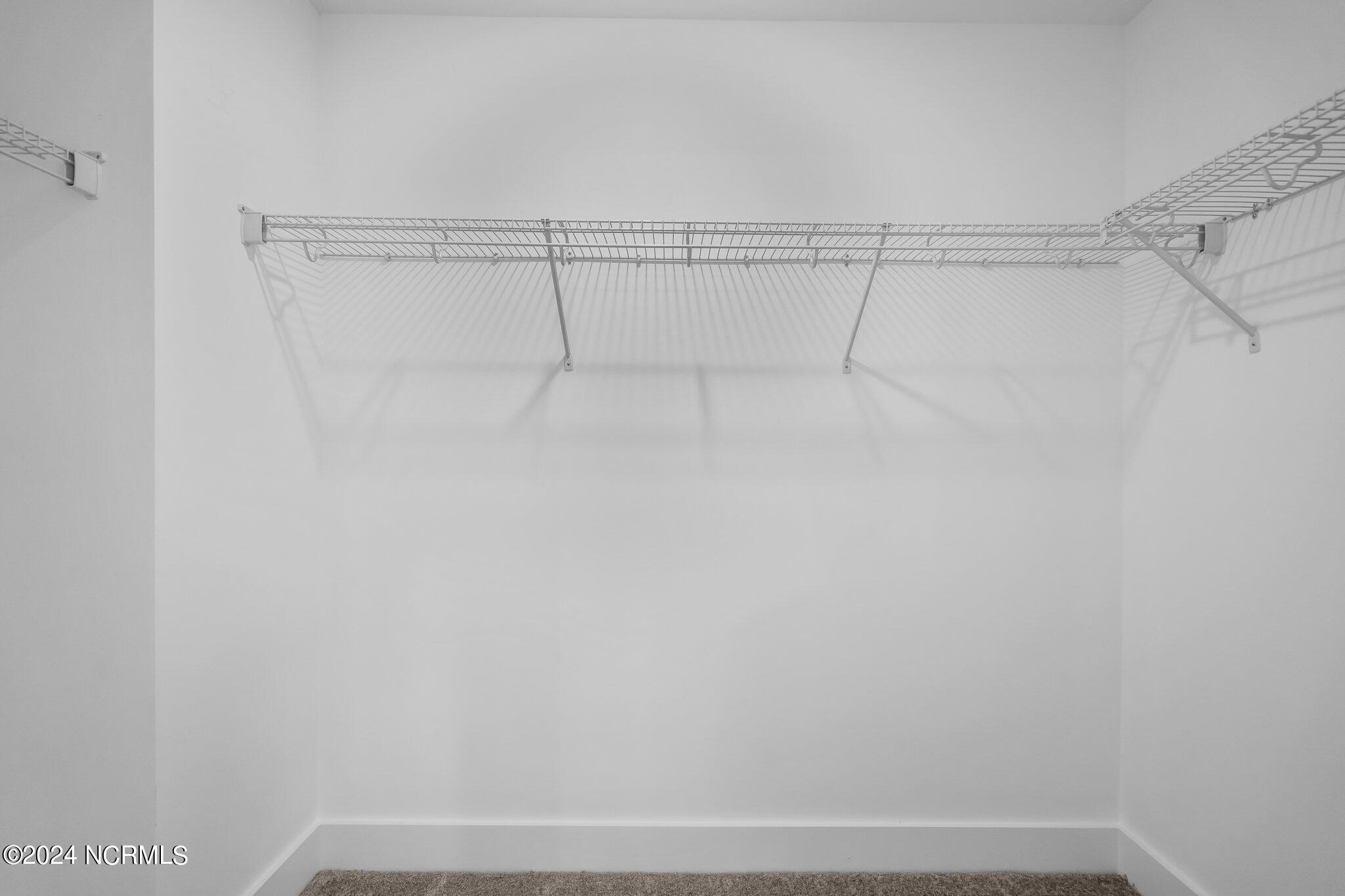 100439102 | Photo 21