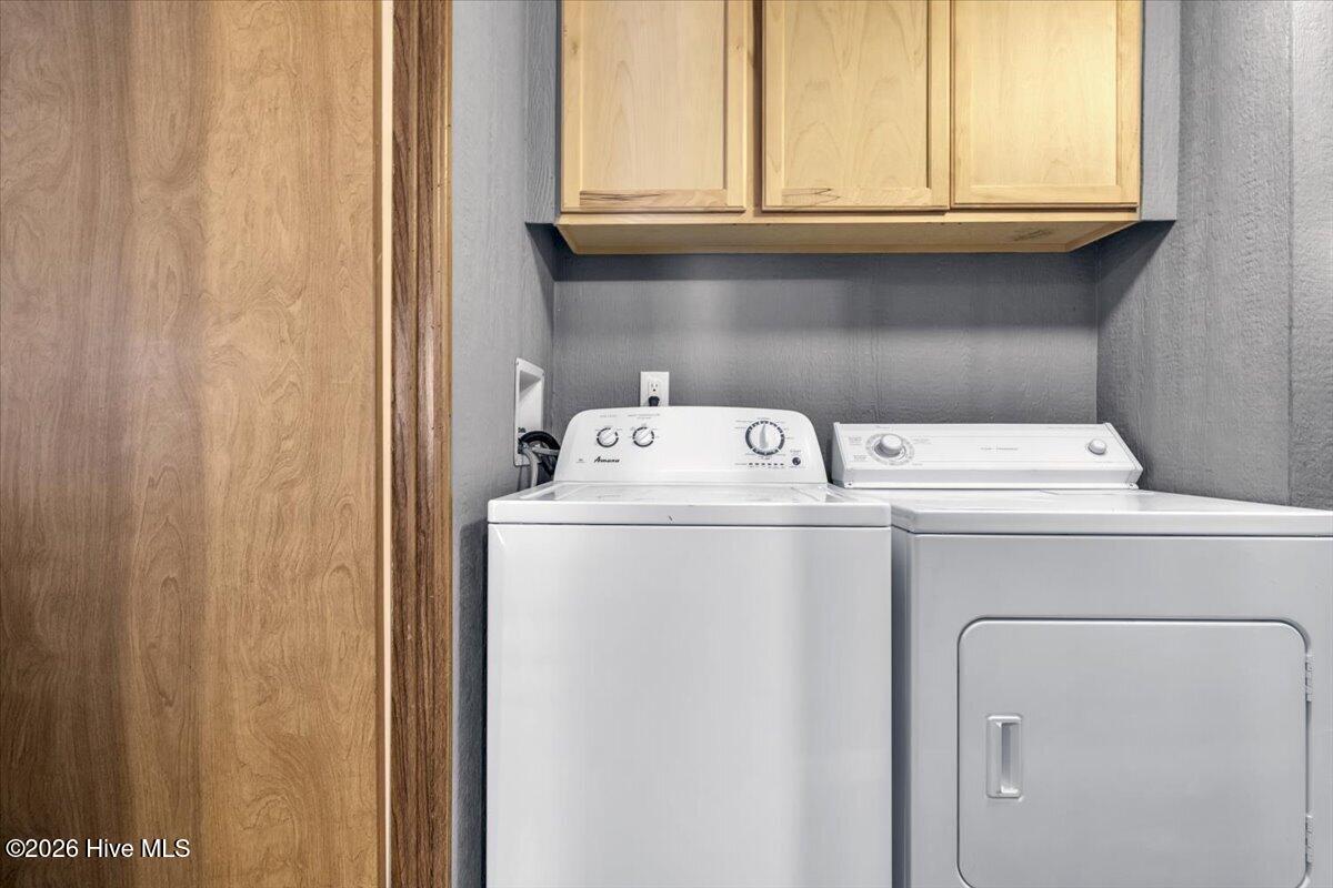 100551359 | Photo 15