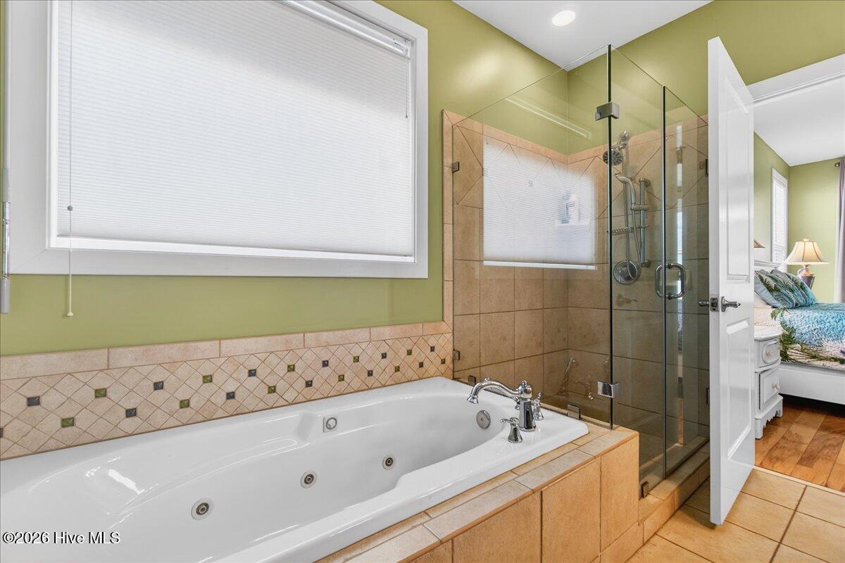 100549293 | Photo 59