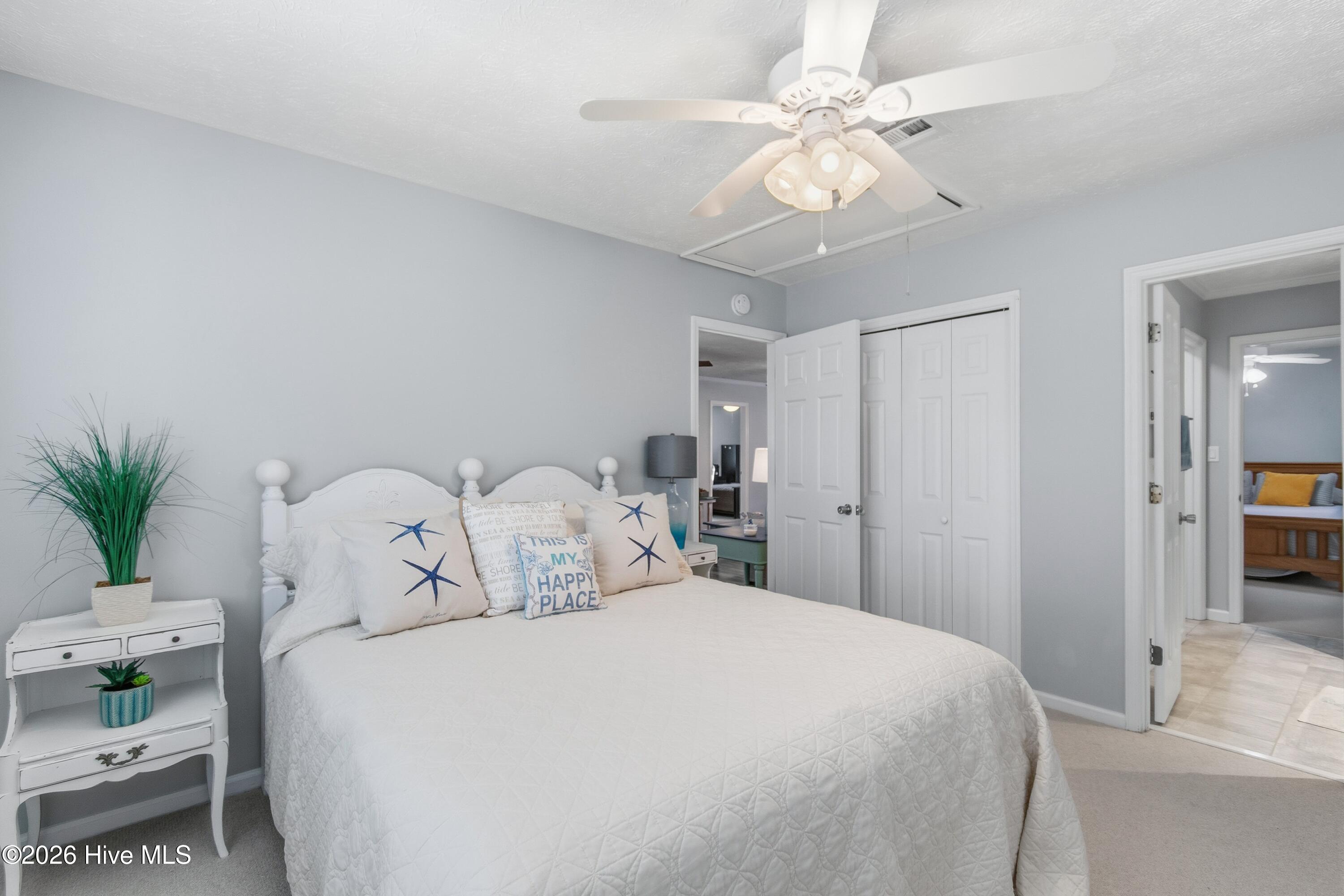 100550998 | Photo 35