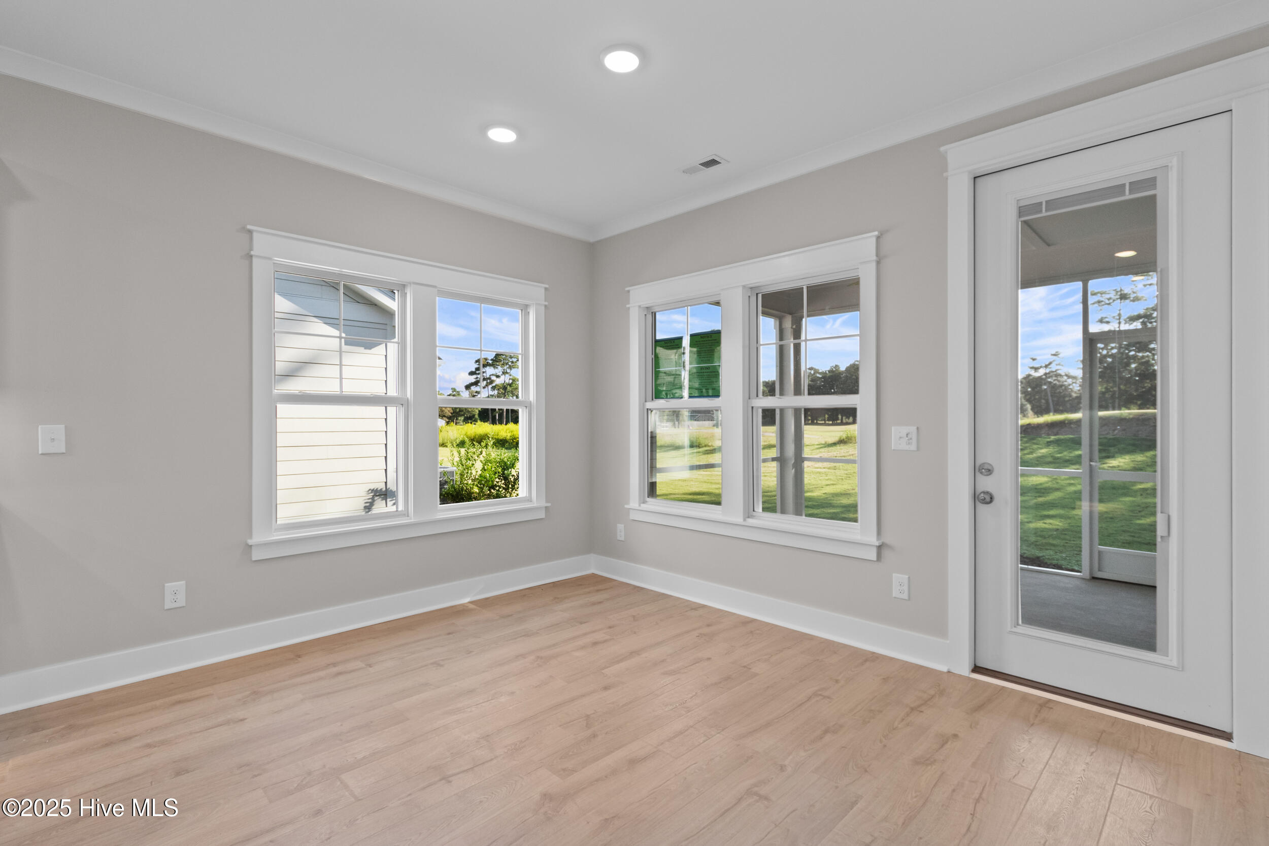 2054 Greenside Manor Drive SW, Ocean Isle Beach, NC 28469 – photo 16: 2054 Greenside Manor