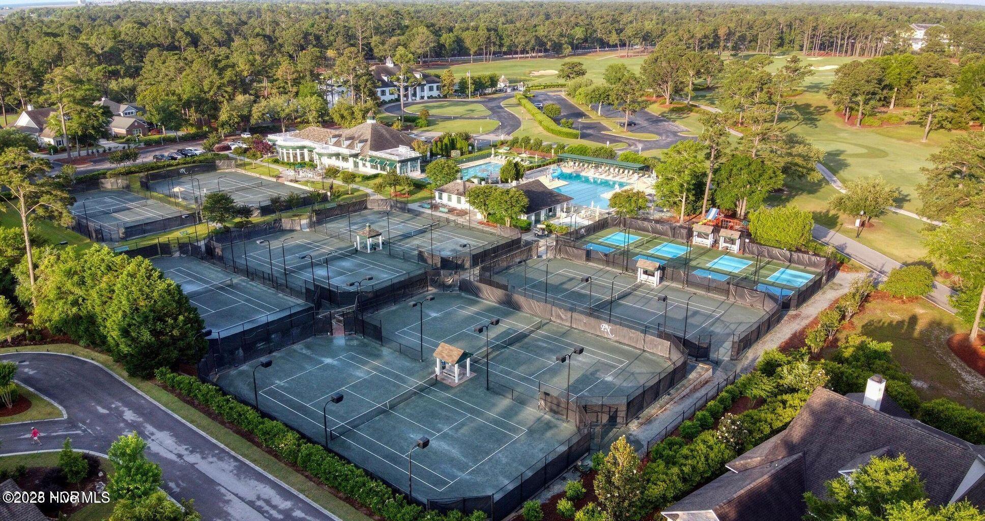 100529477 | Photo 54