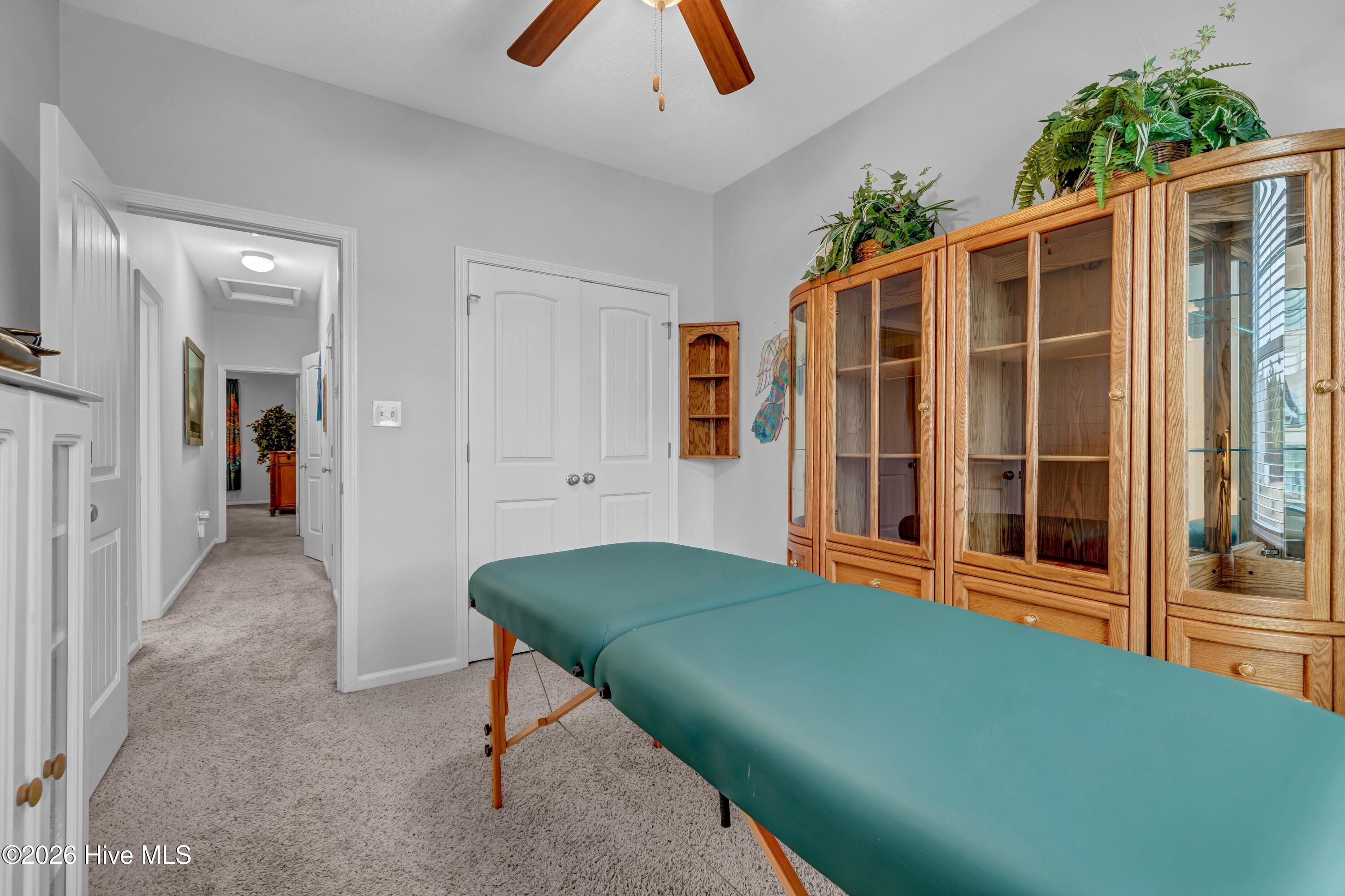 100554208 | Photo 22