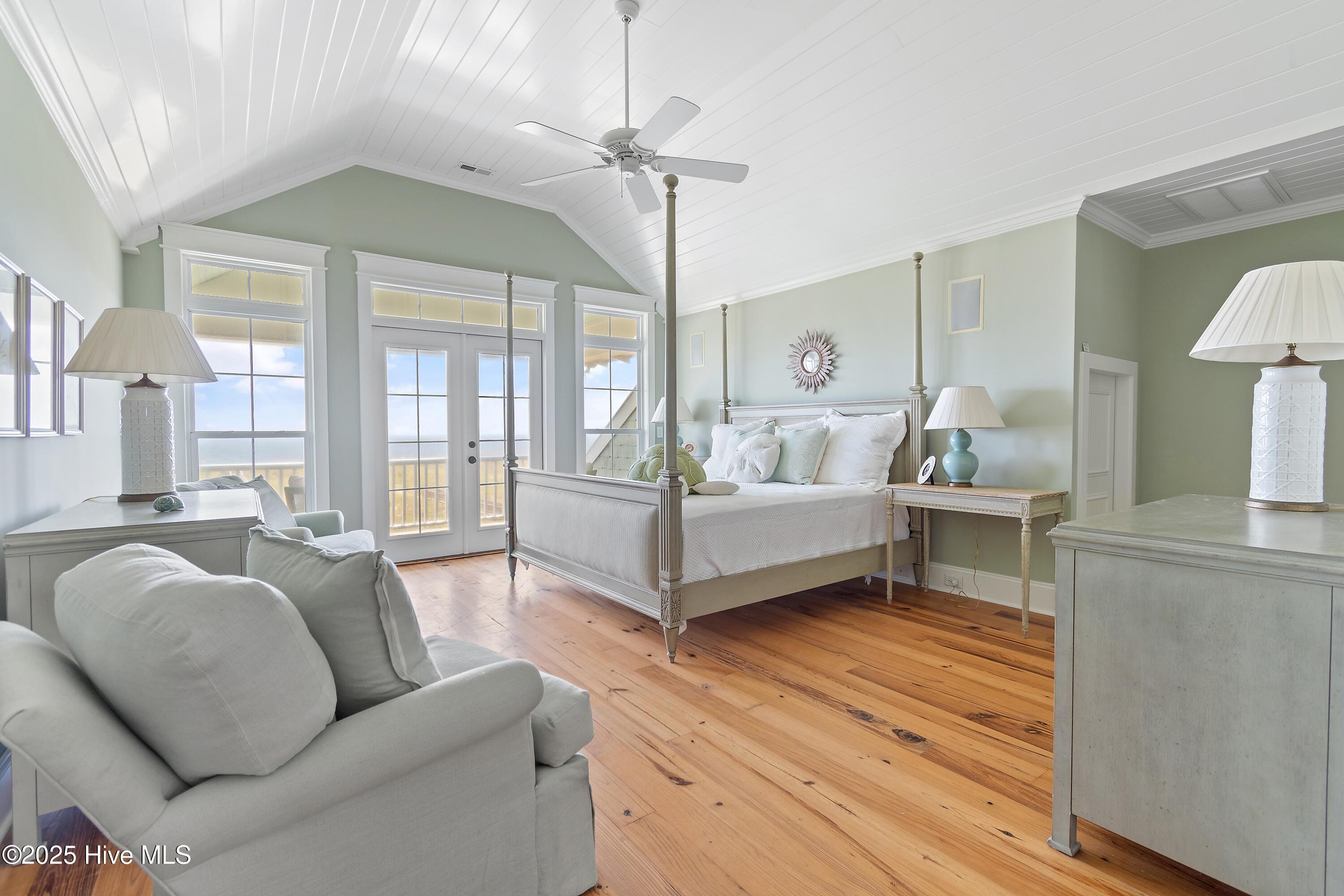 100519693 | Photo 35