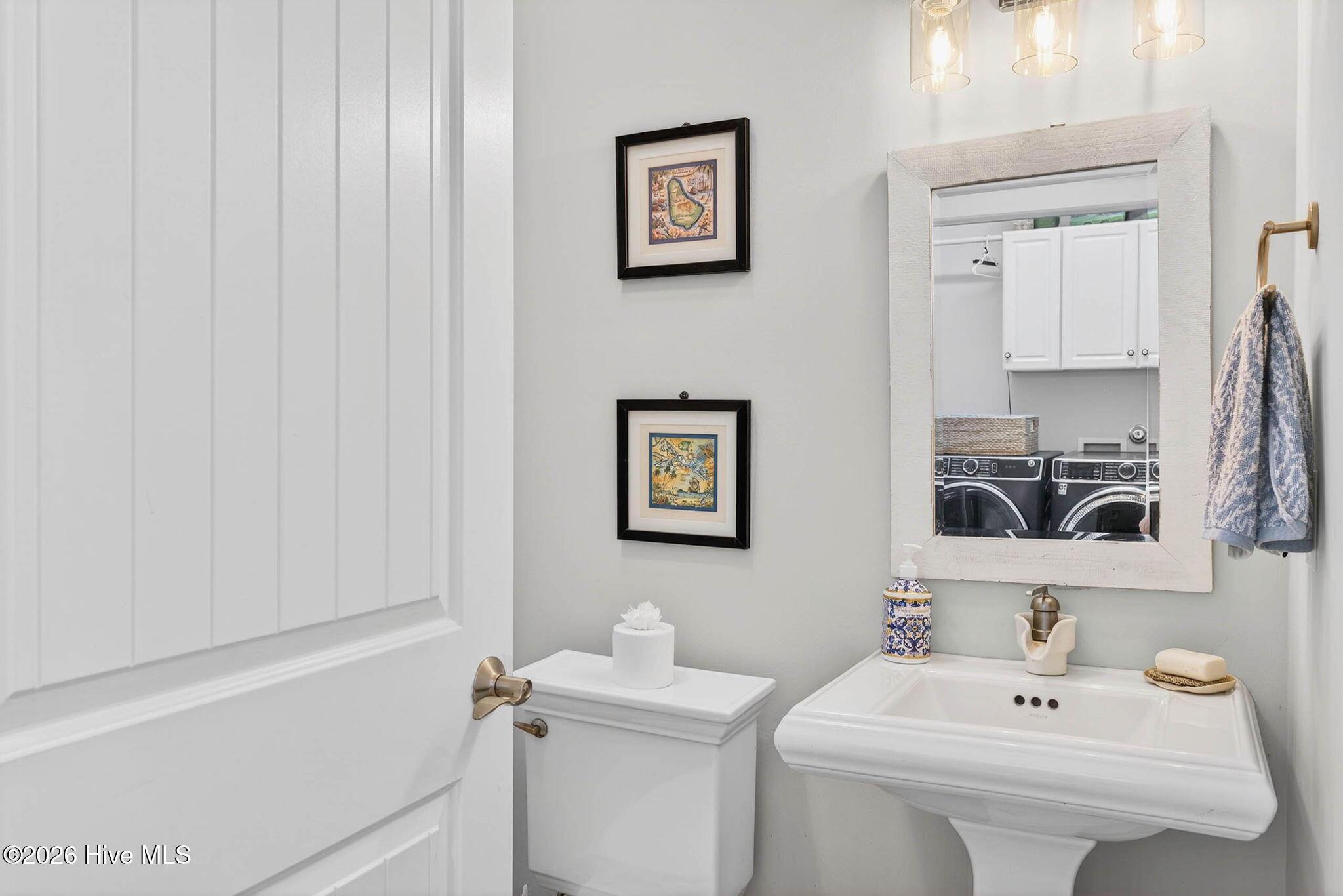 100564993 | Photo 24