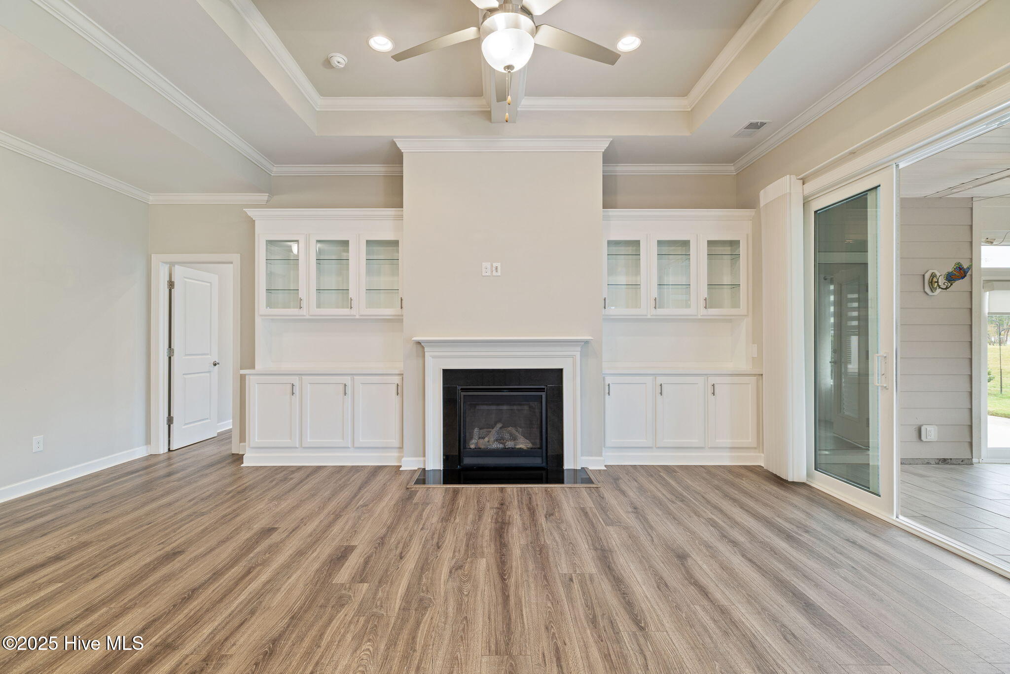 100534231 | Photo 14