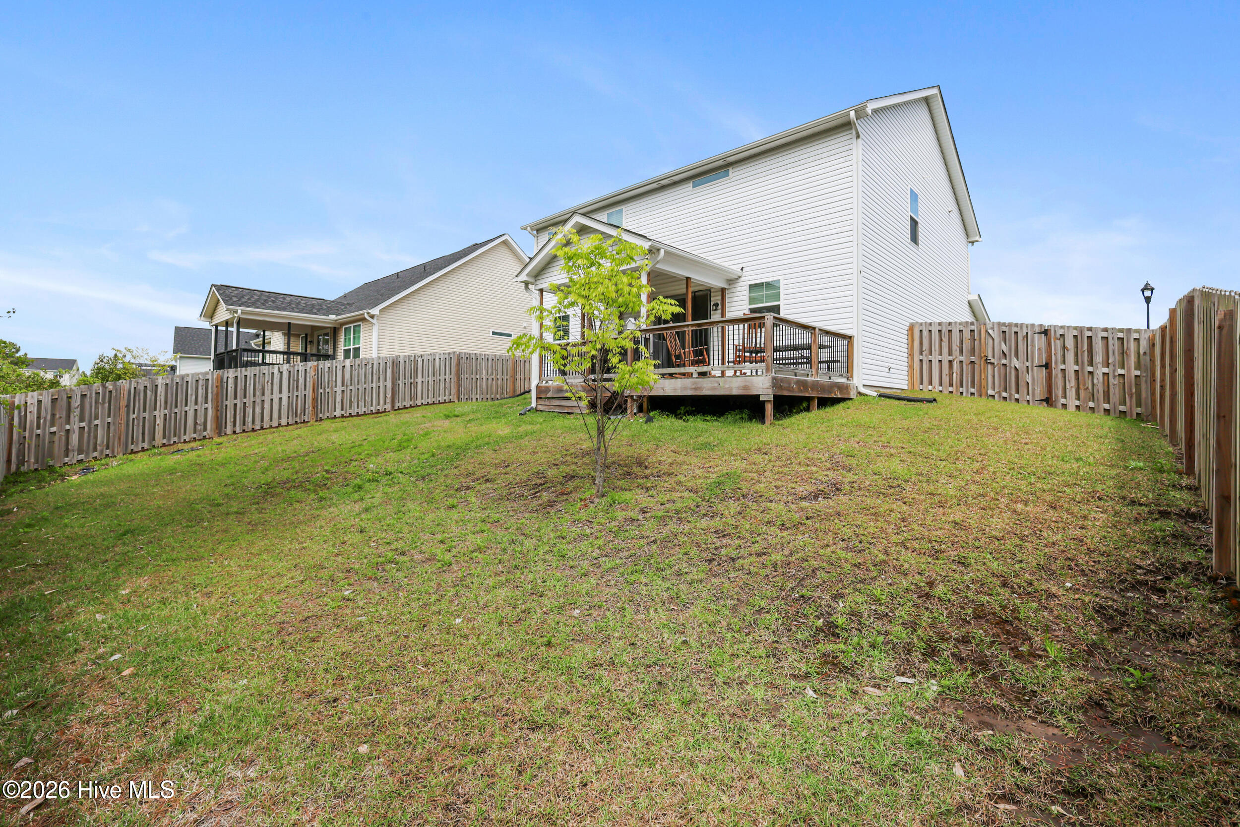 100565604 | Photo 29