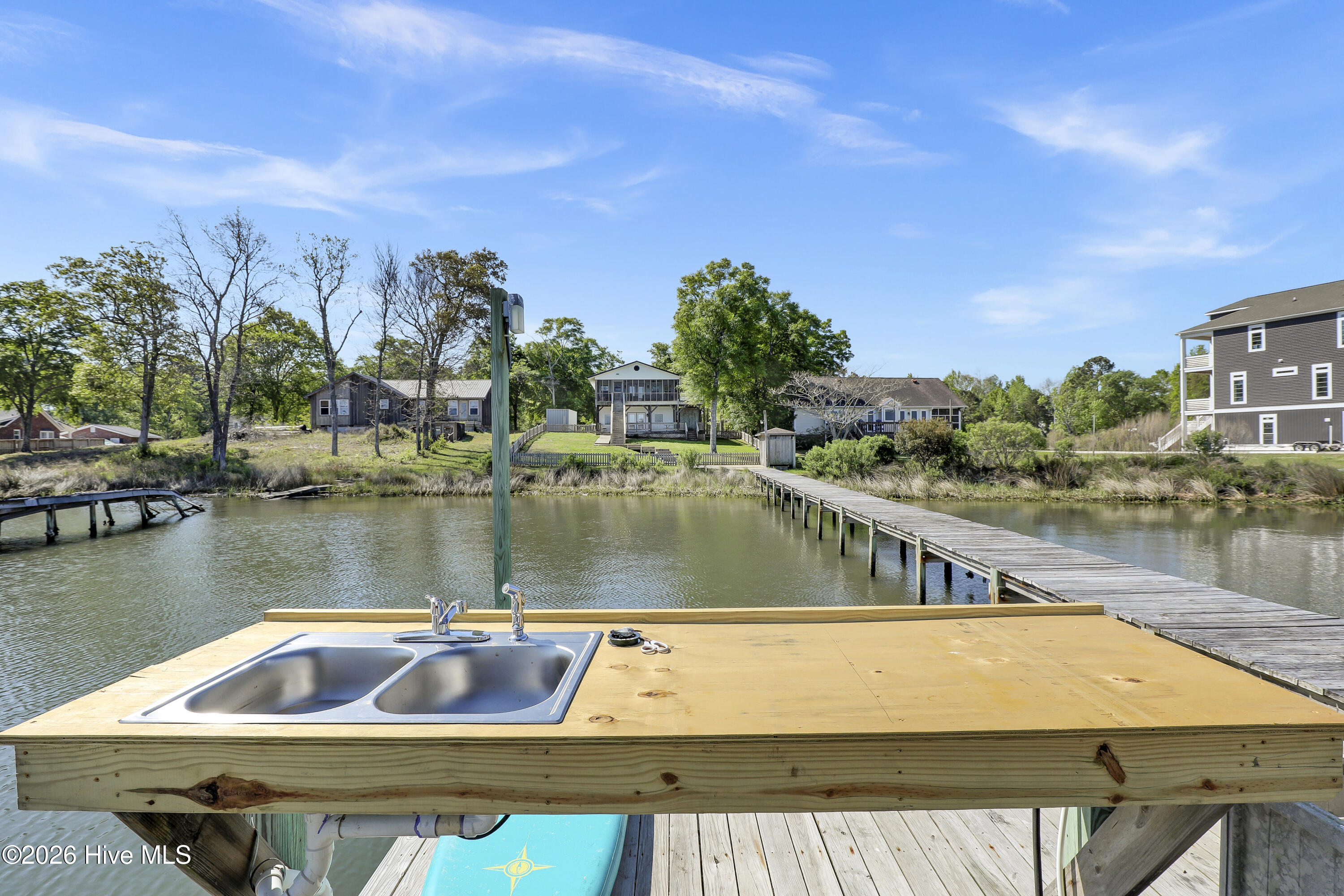 100566573 | Photo 24