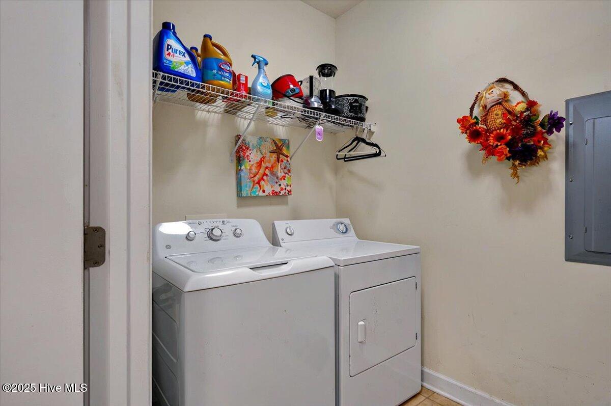 100508510 | Photo 30