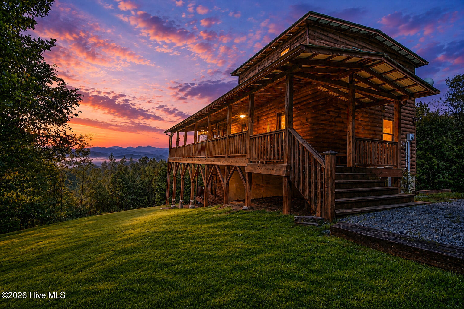 20 Locust Pointe Trail