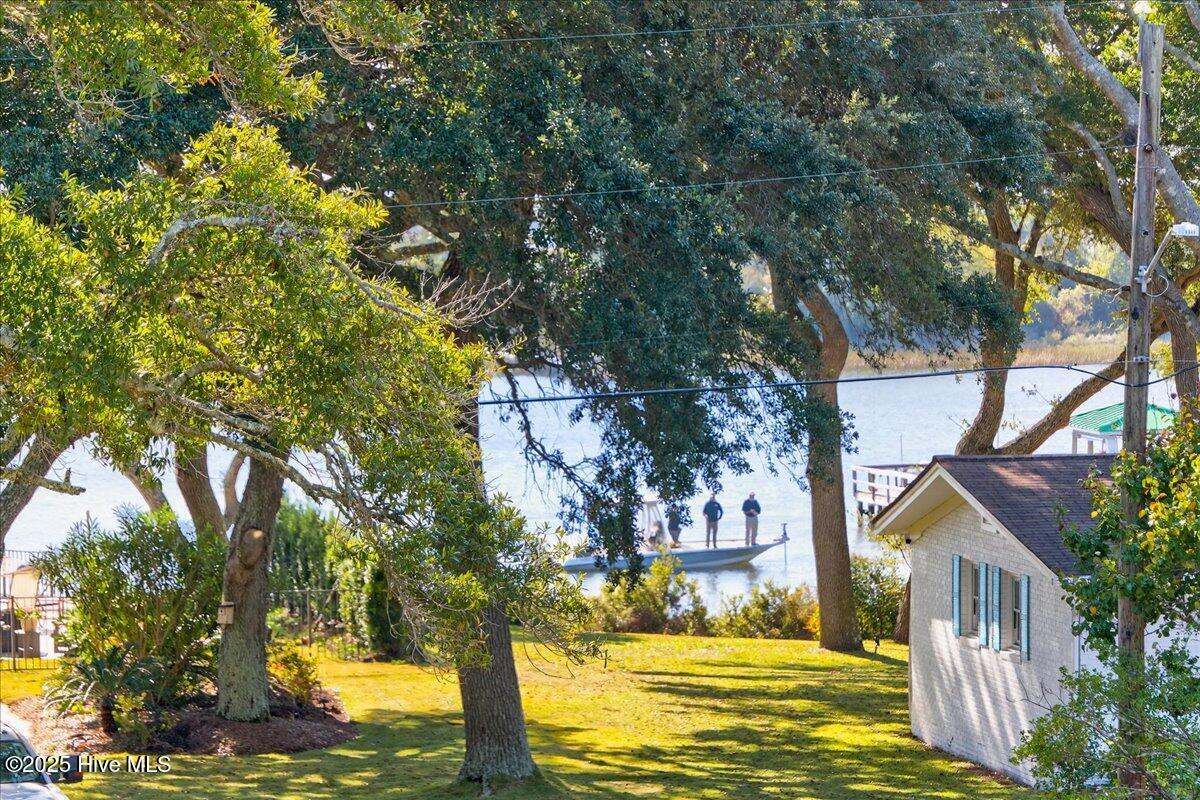 100540409 | Photo 66