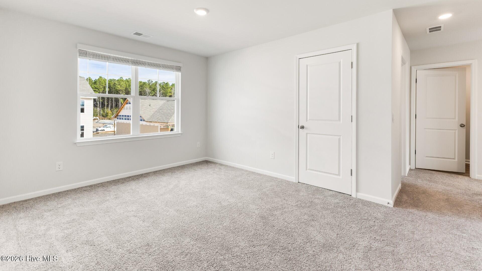 100531570 | Photo 21