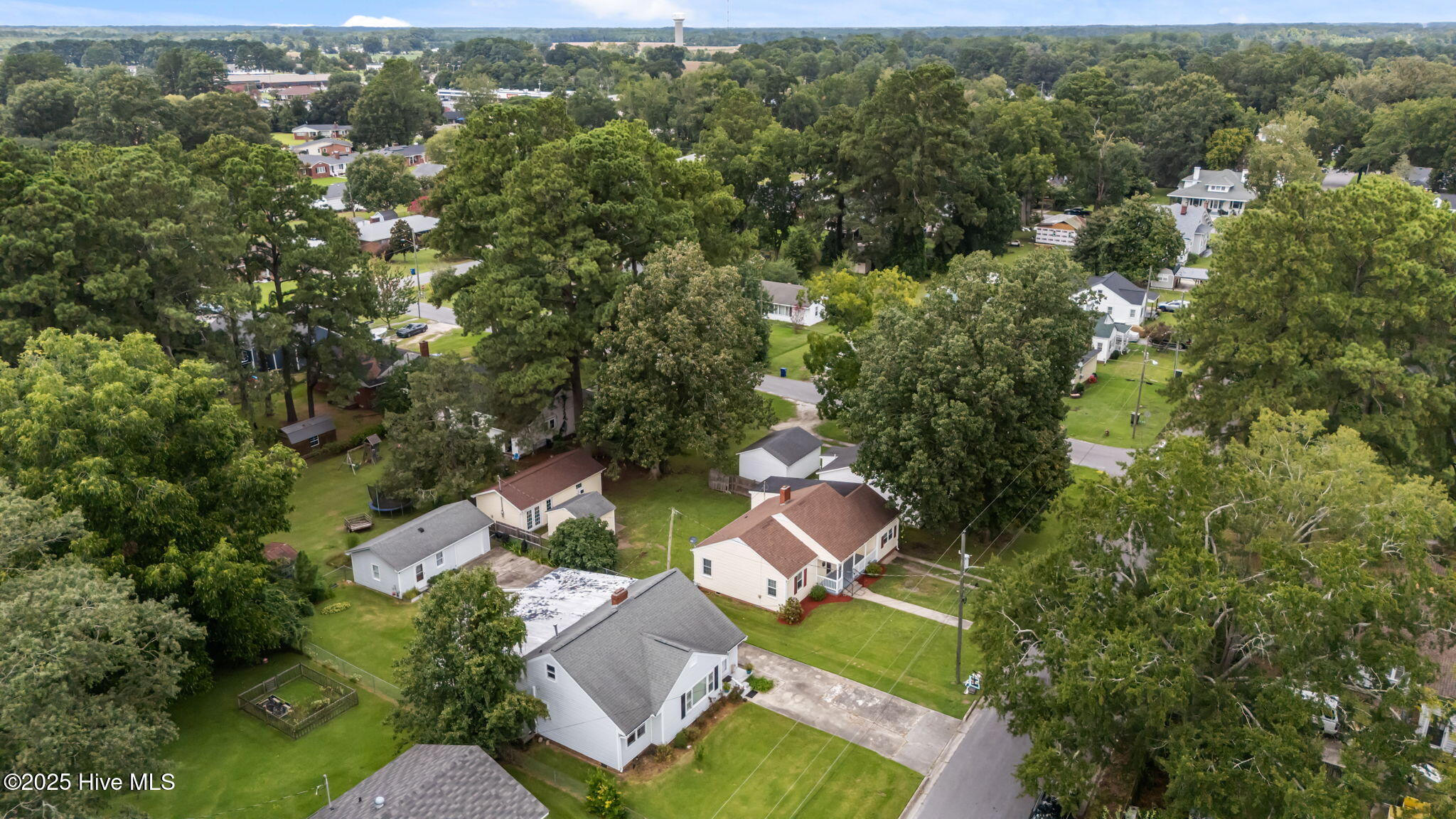 Homes for sale in Ayden, NC | 4220 Montague Ave, Ayden, NC 28513 | MLS# 100526601