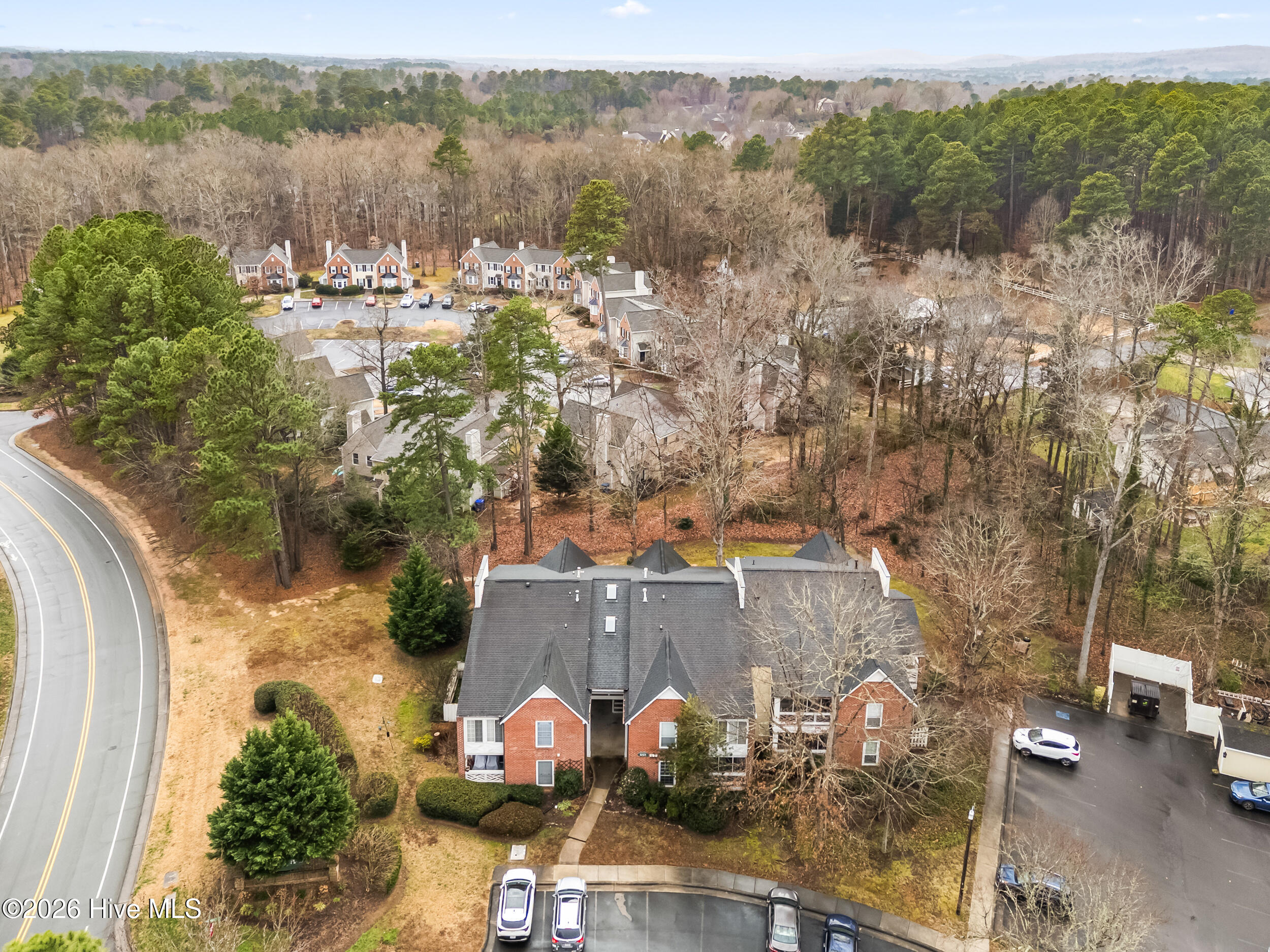 Exterior photo of 1001 Kingswood Drive J, Chapel Hill, NC 27514. MLS: 100586995