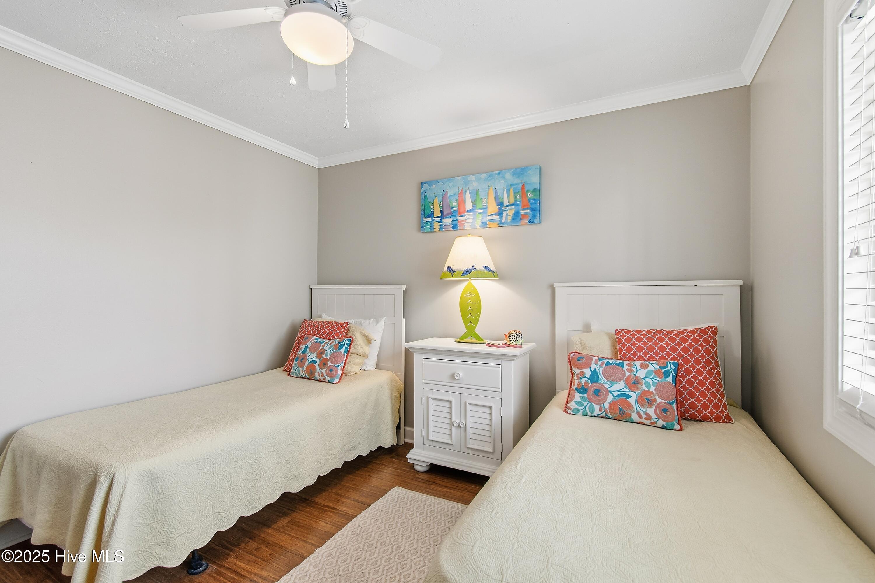 100544302 | Photo 32