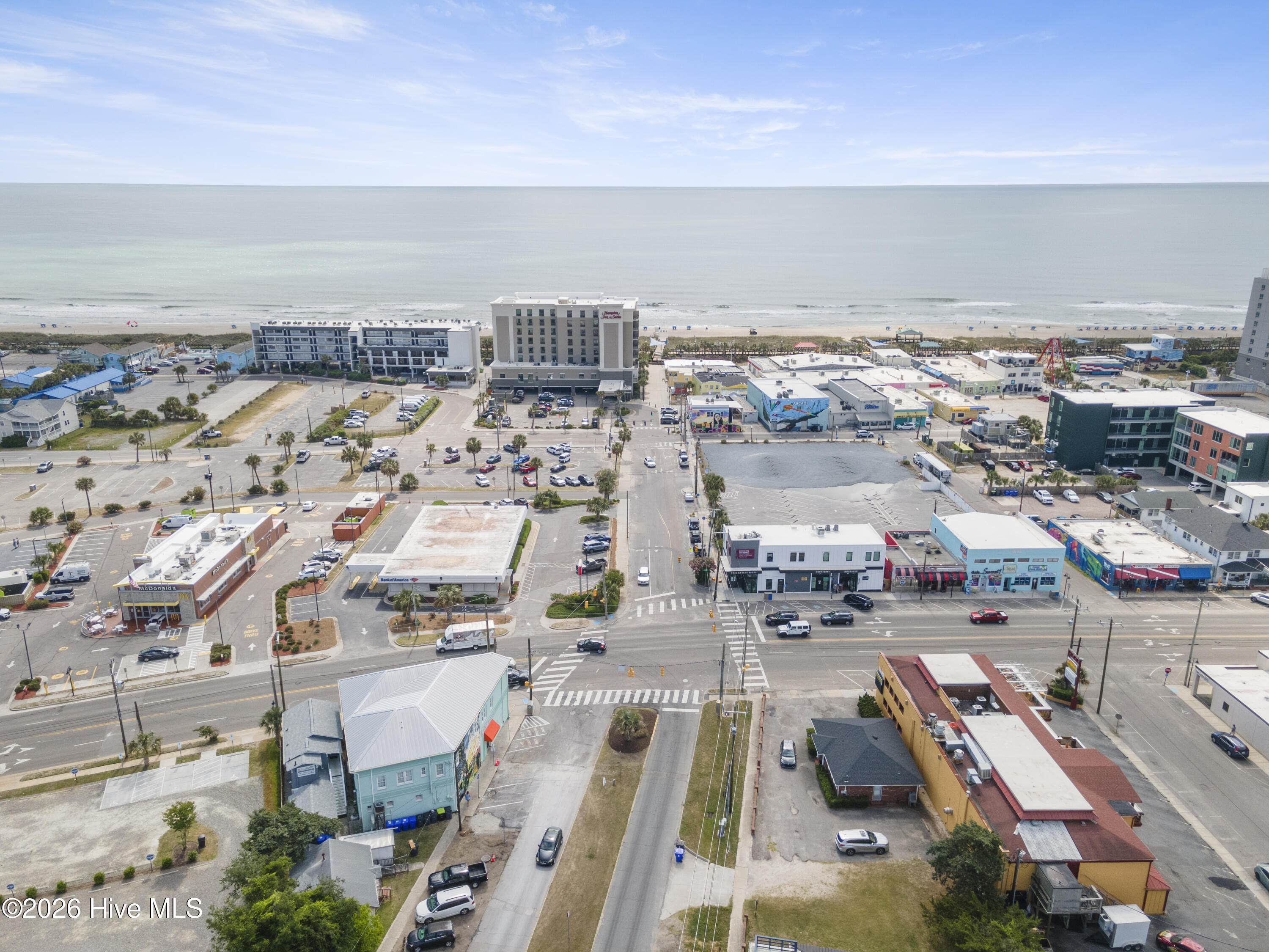 100566755 | Photo 94