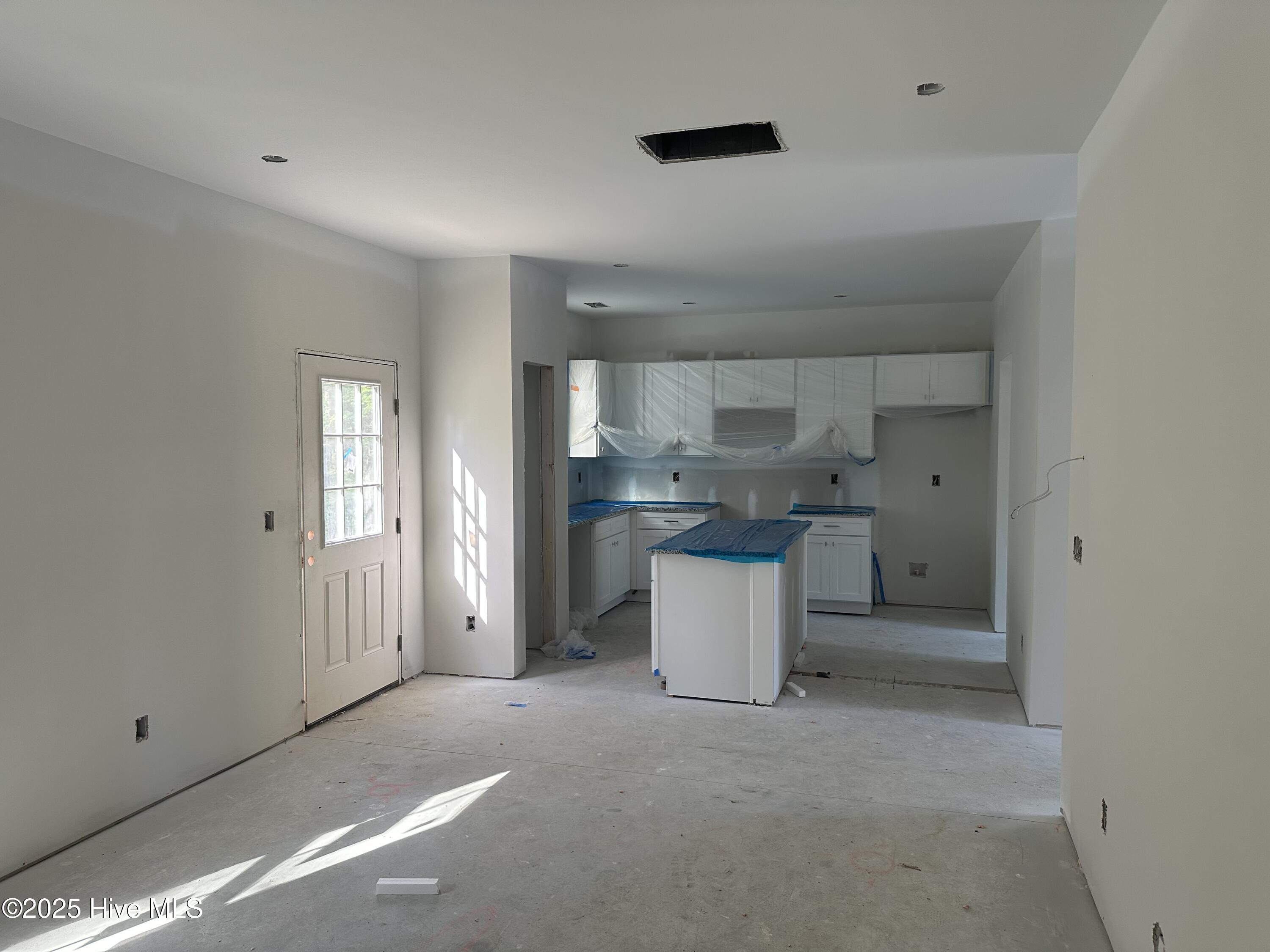 103 Plum Court, Burgaw, NC 28425 – photo 4: IMG_7977
