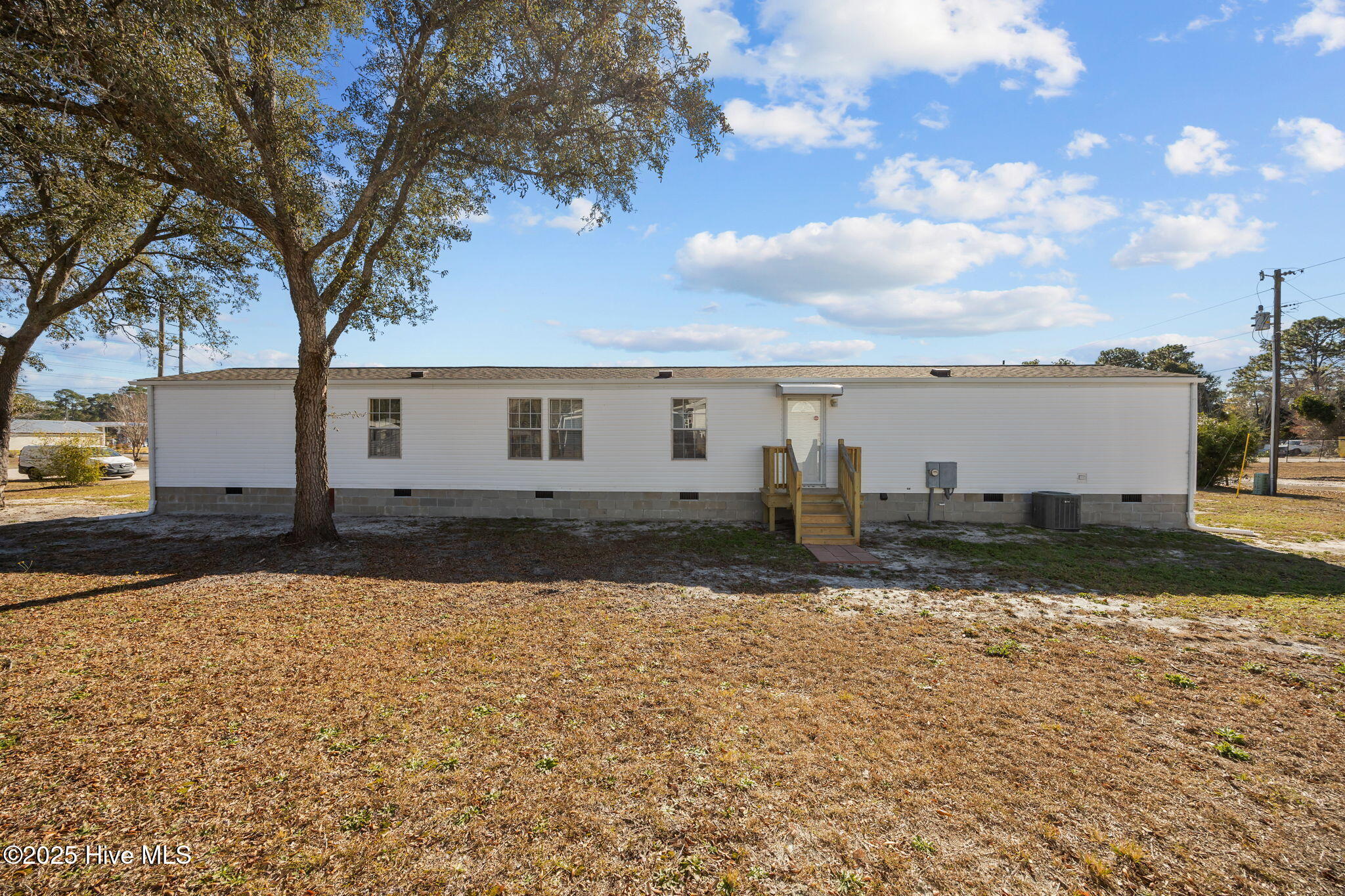 100545328 | Photo 39