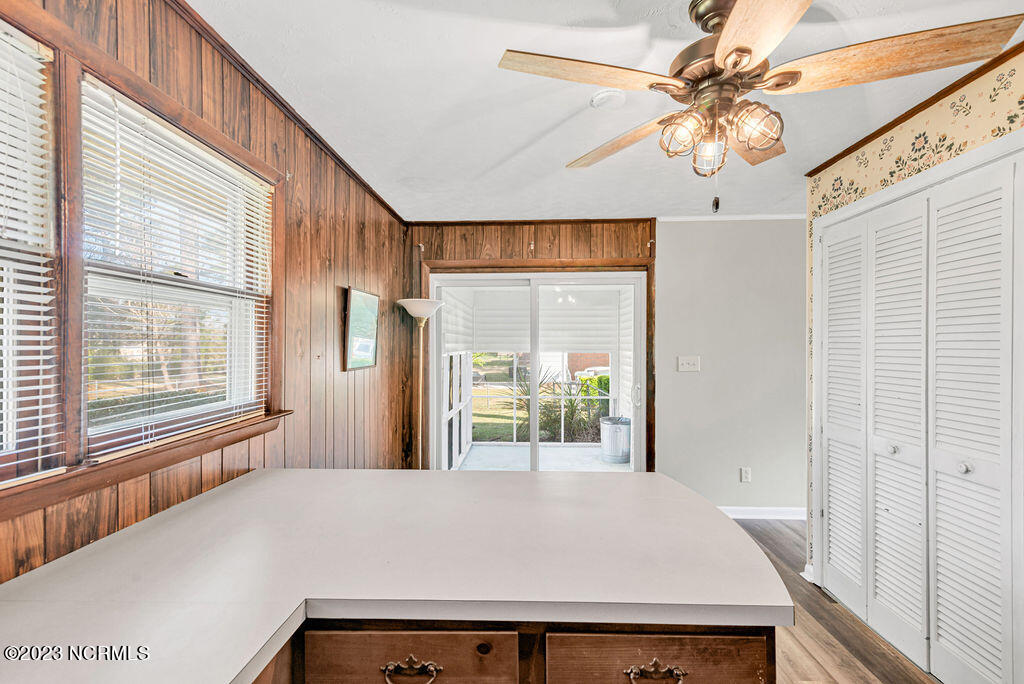 100550448 | Photo 14