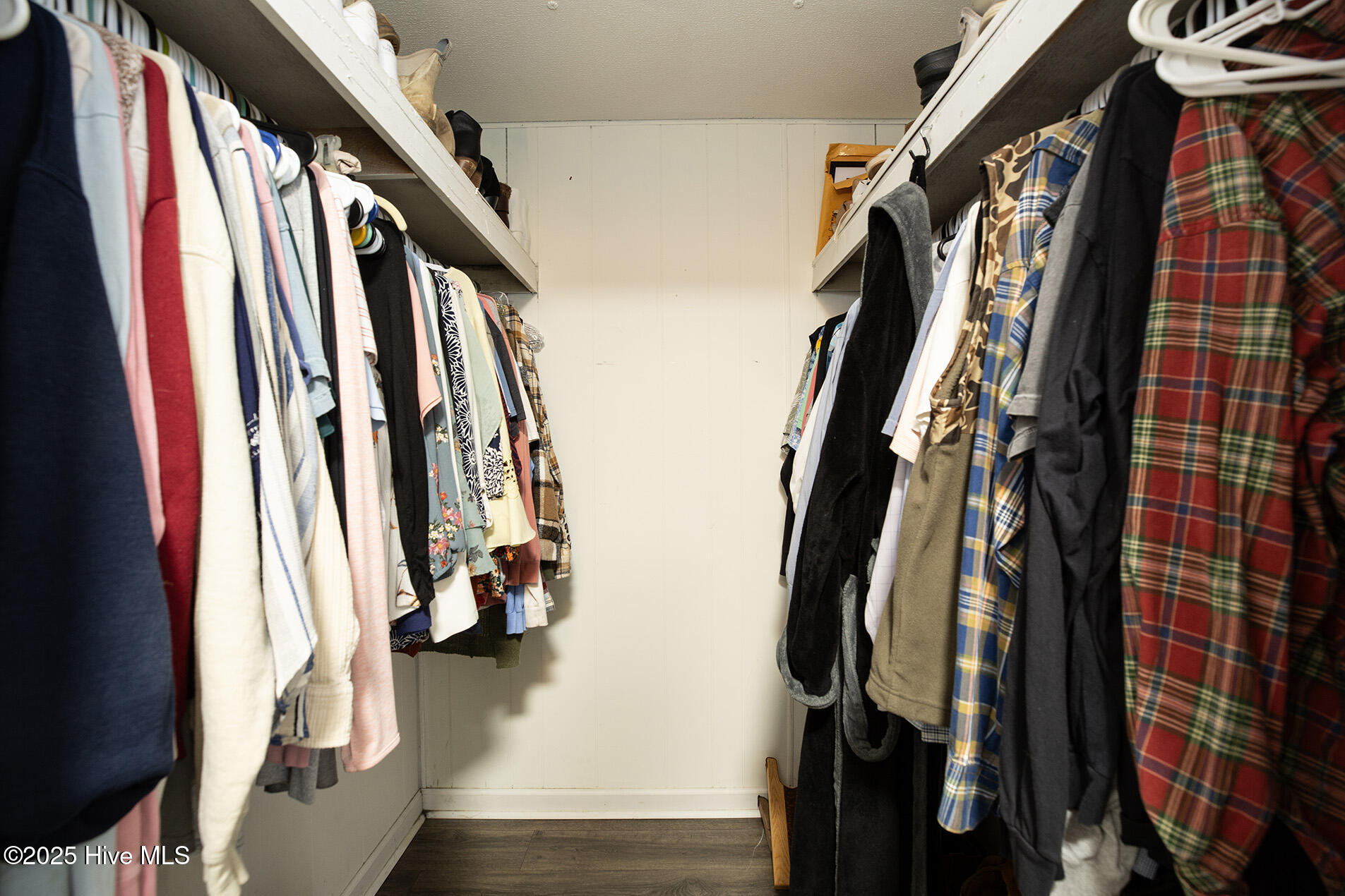 100544920 | Photo 27