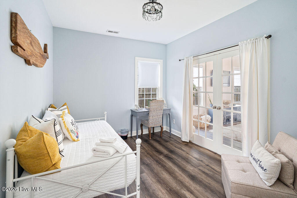 100559649 | Photo 17