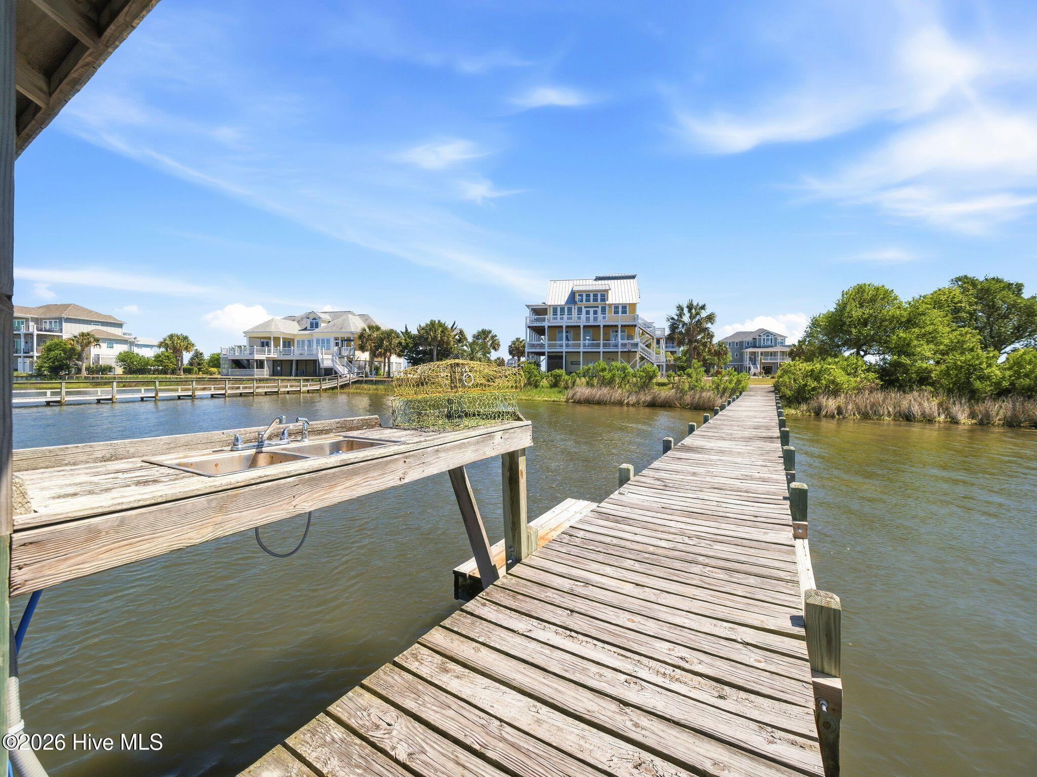 100569349 | Photo 104