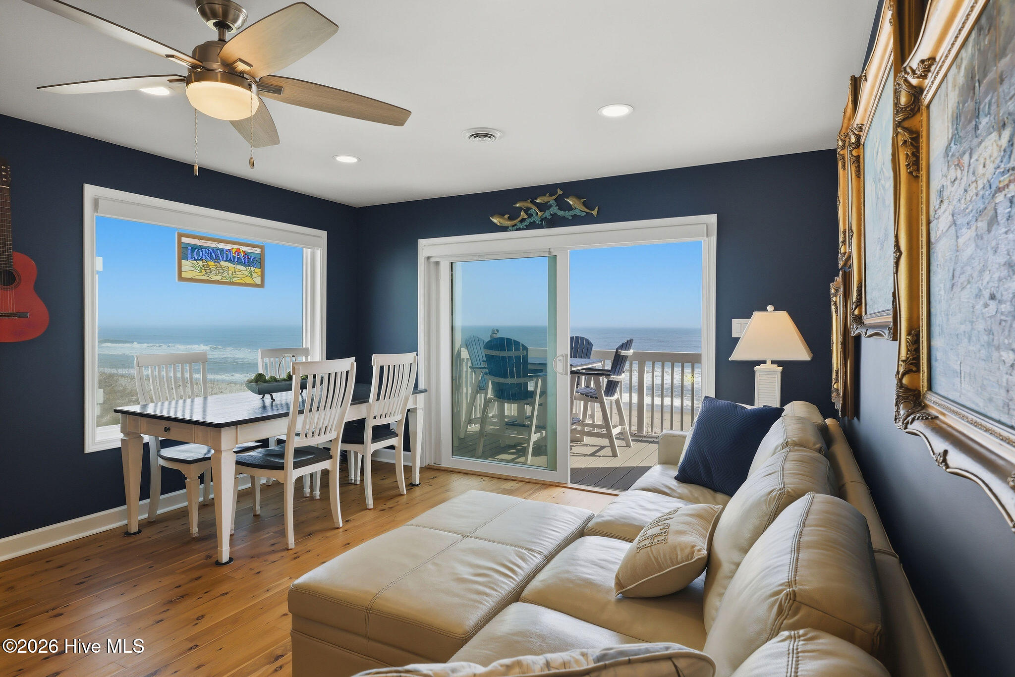 100559575 | Photo 14