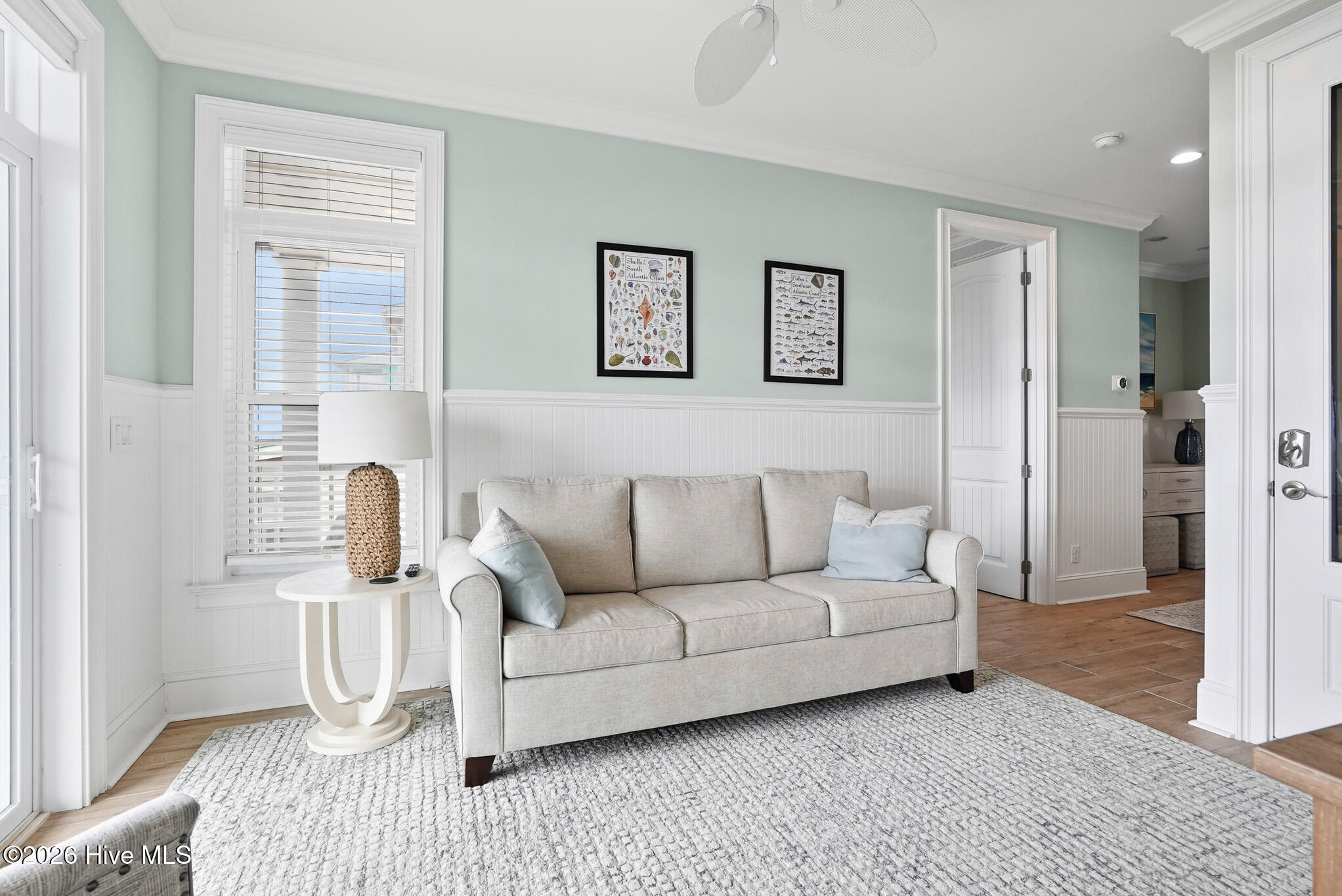 100558393 | Photo 21