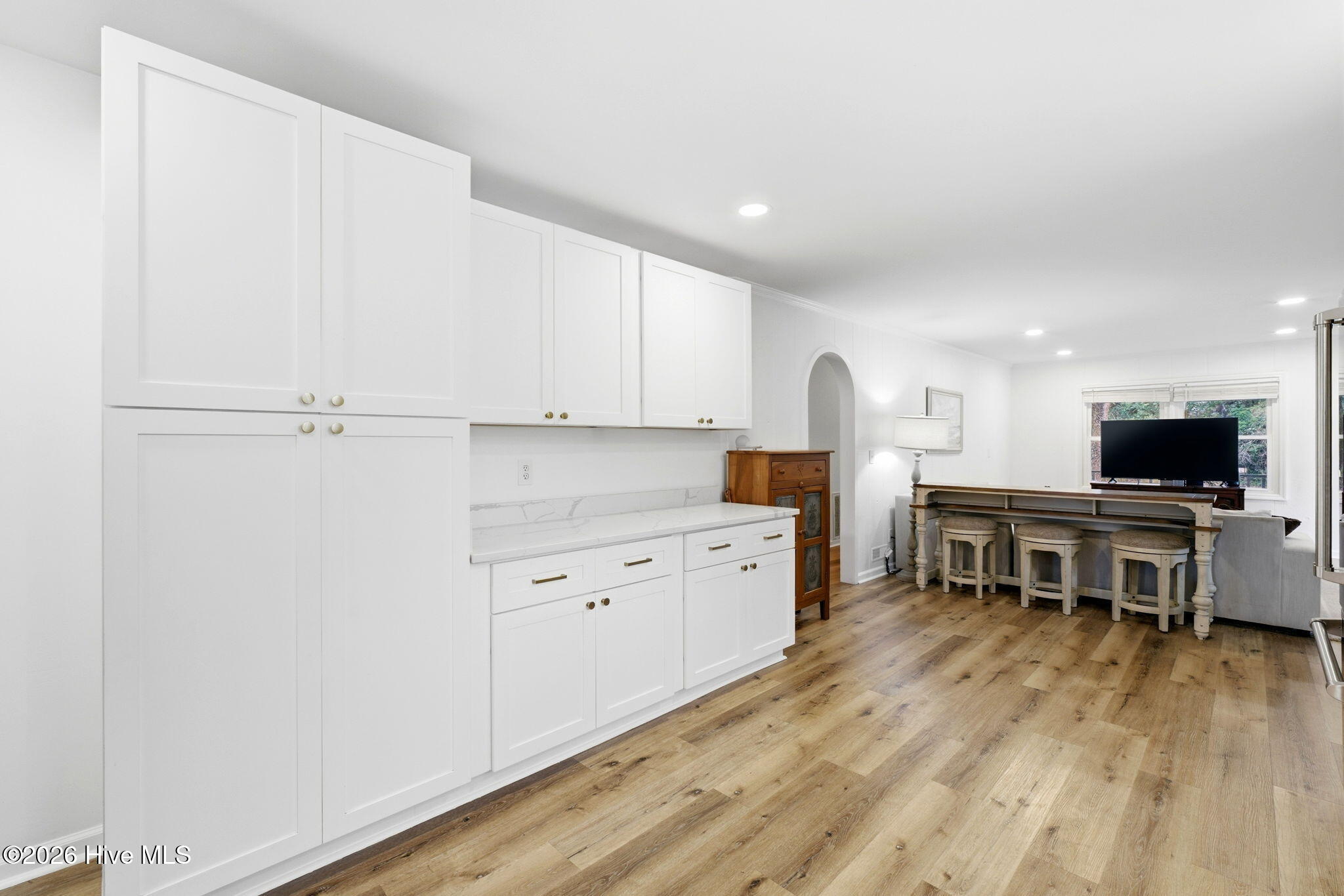 100557062 | Photo 14