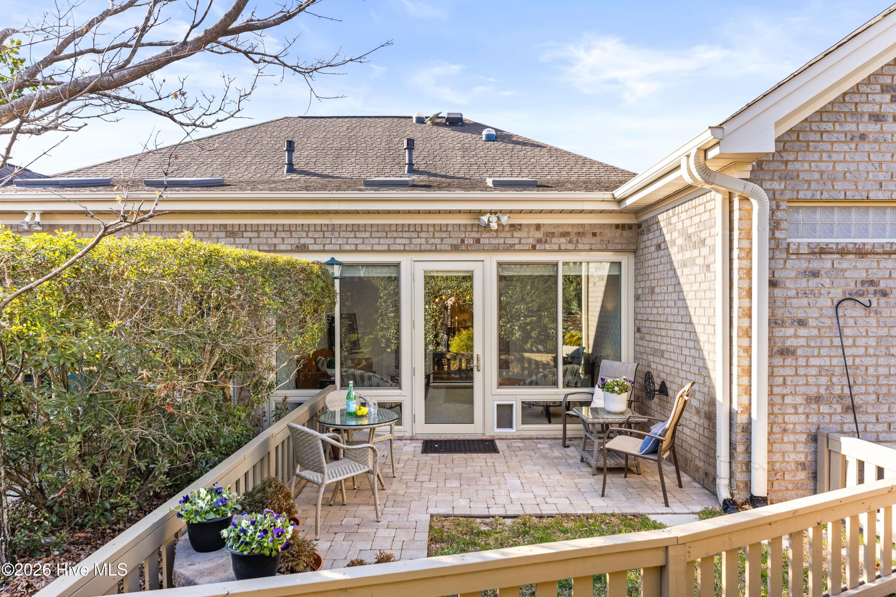 100552646 | Photo 31