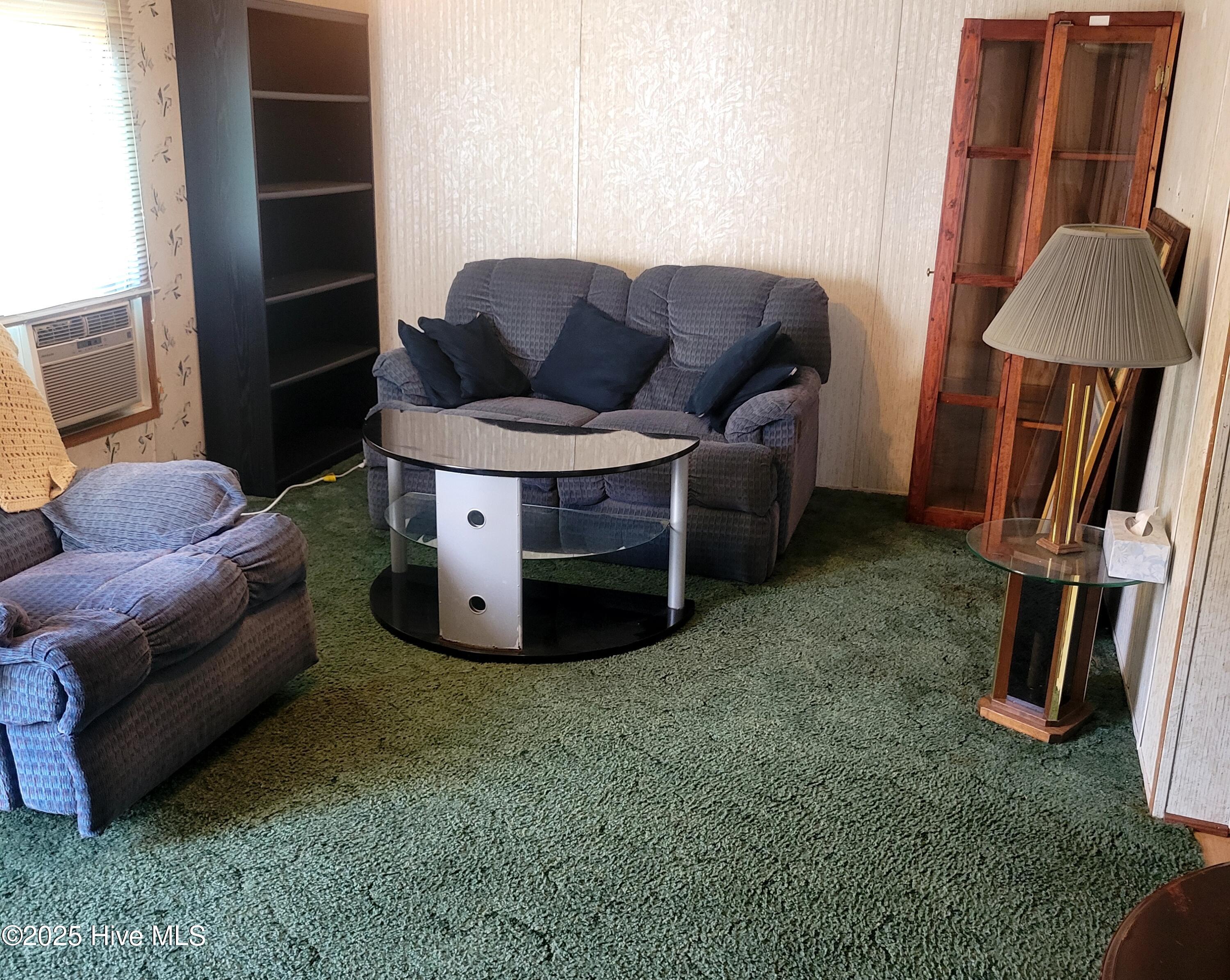 100543288 | Photo 11