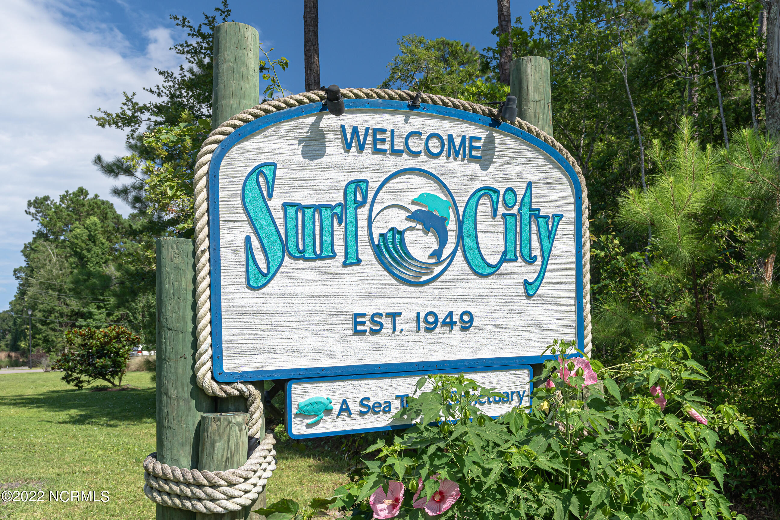 Homes for sale in Surf City, NC | 107 S Boca Bay Ln, Surf City, NC 28445 | MLS# 100496127