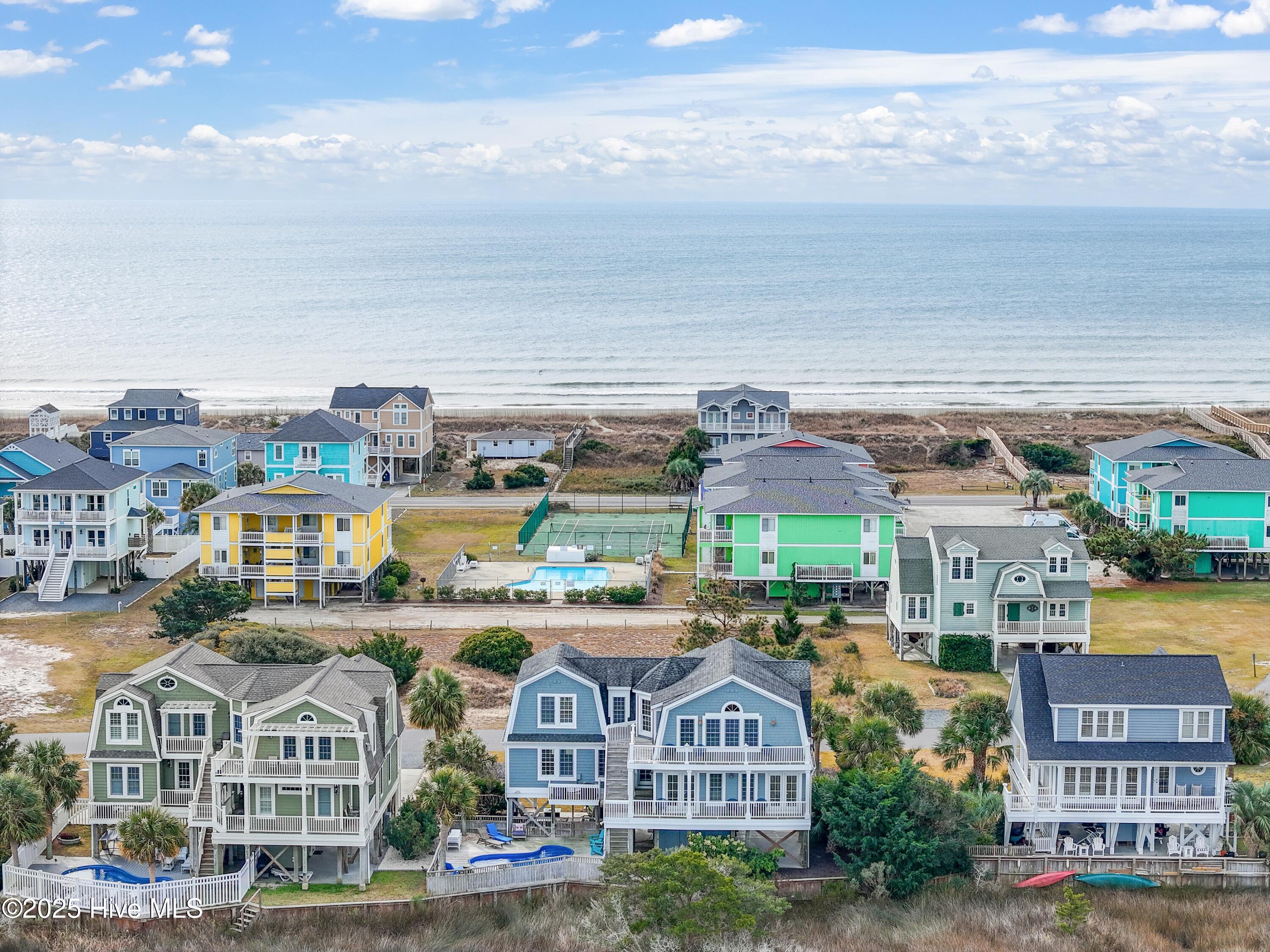 100541969 | Photo 79