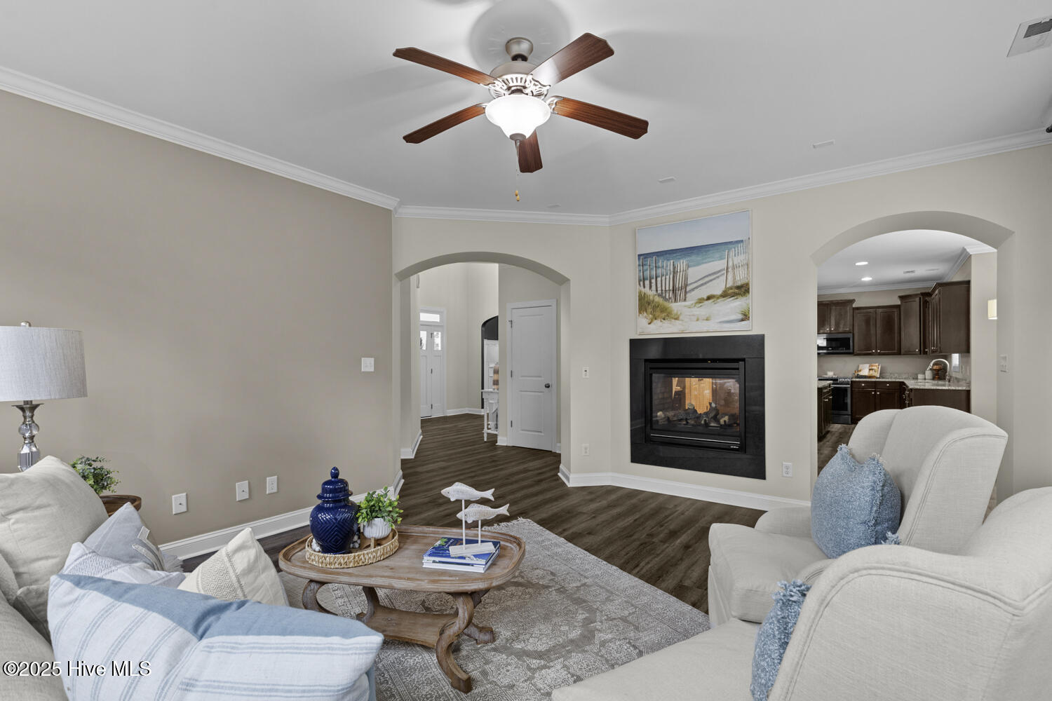 100538409 | Photo 19