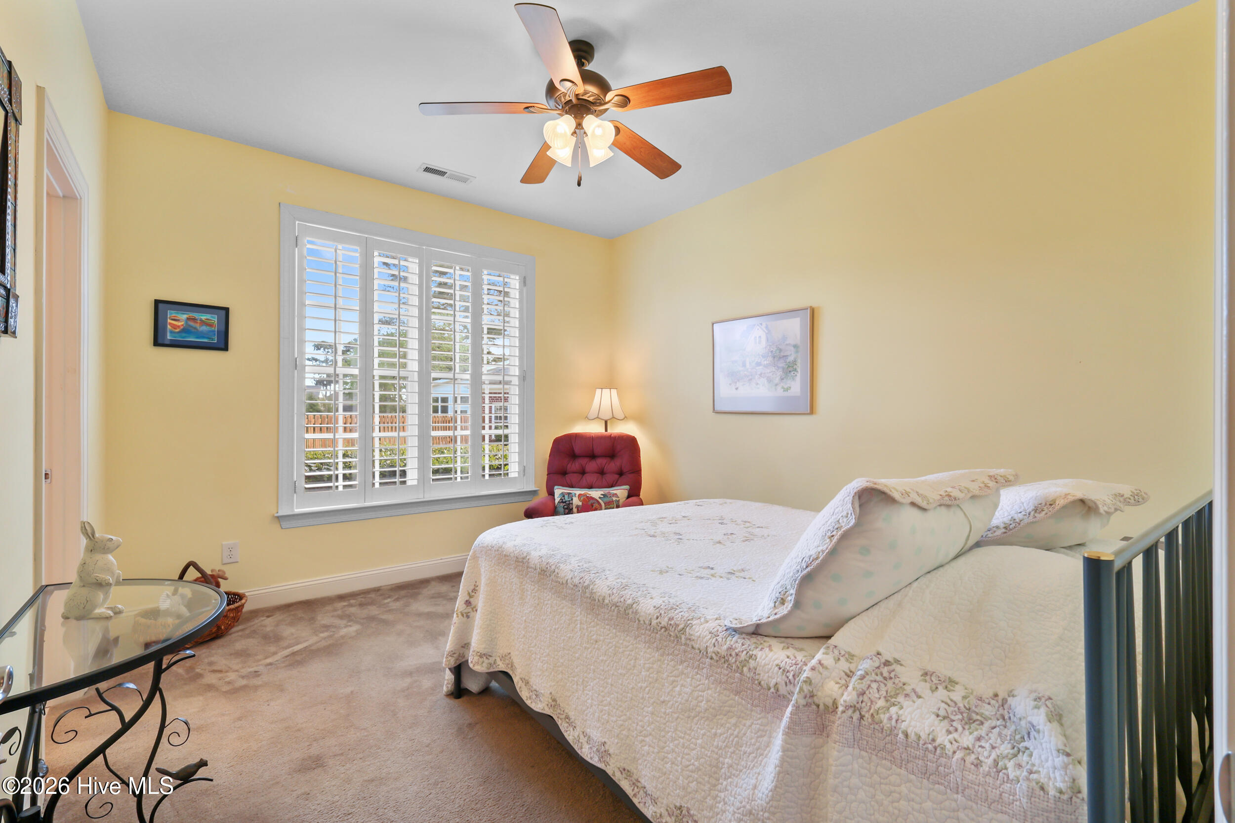 100565285 | Photo 34