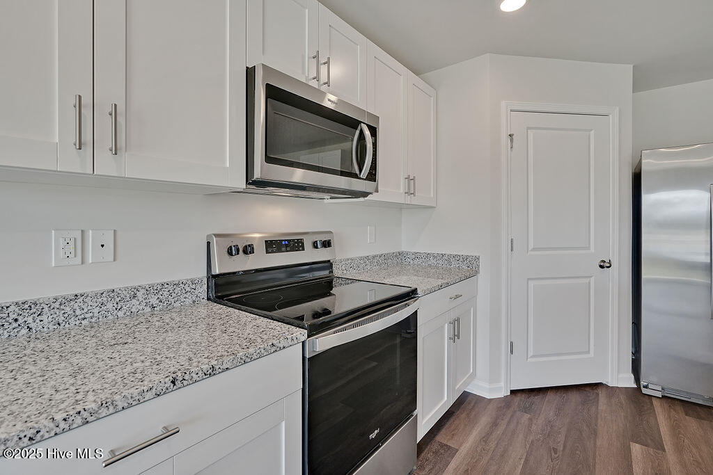 100546498 | Photo 13