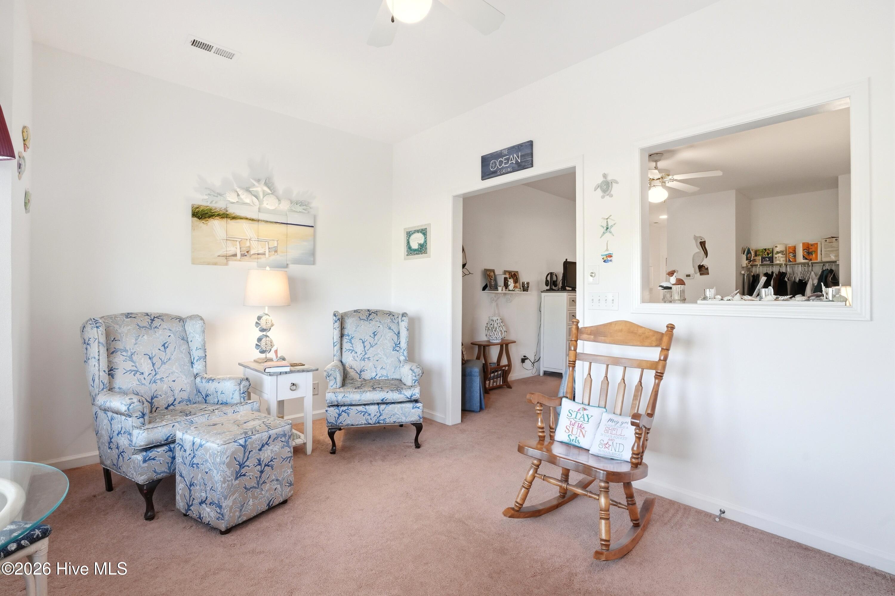 100561892 | Photo 38