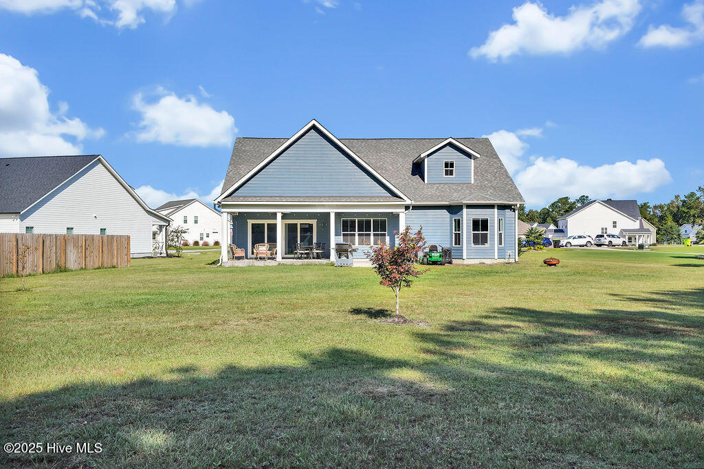 100535905 | Photo 45