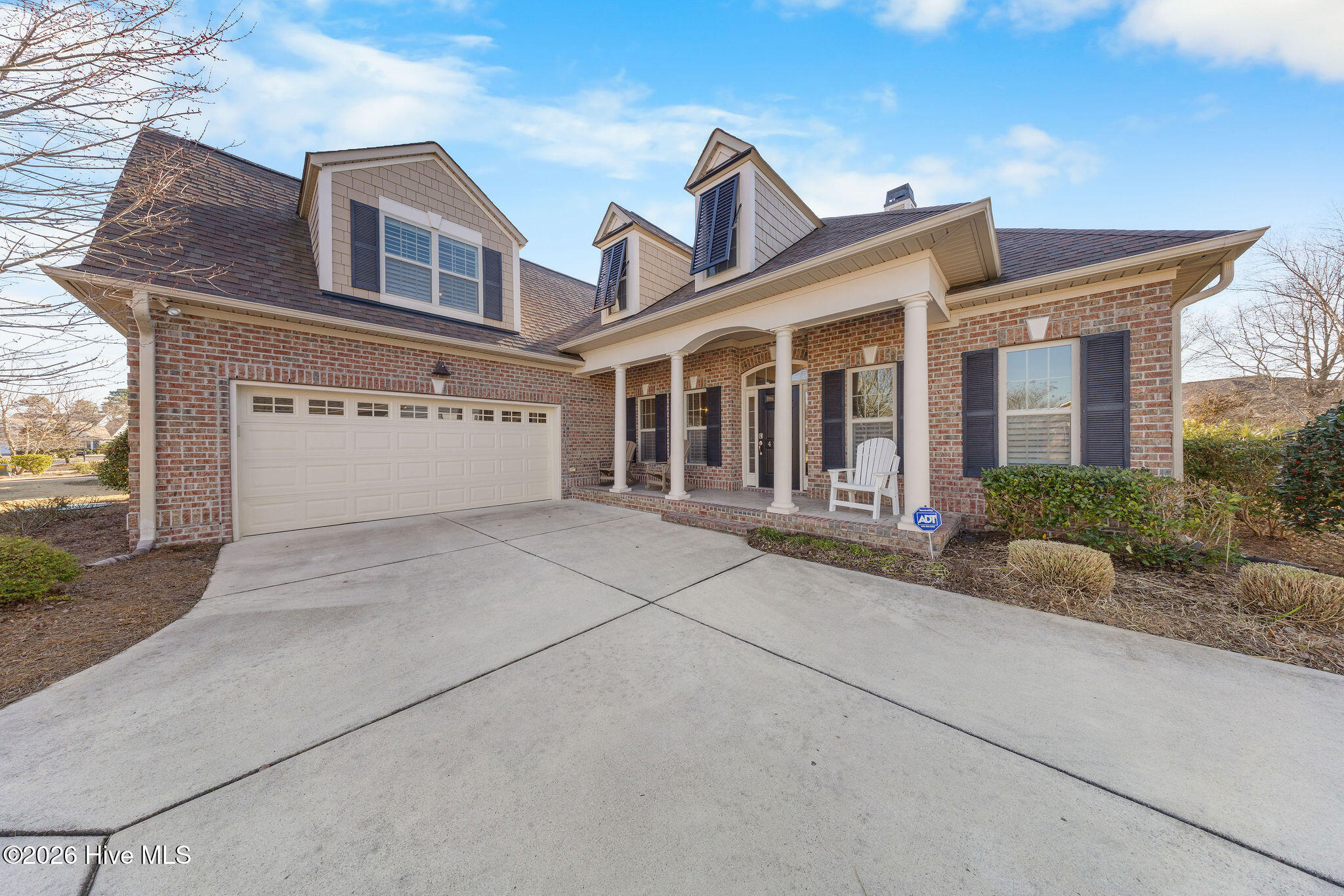 100564801 | Photo 40