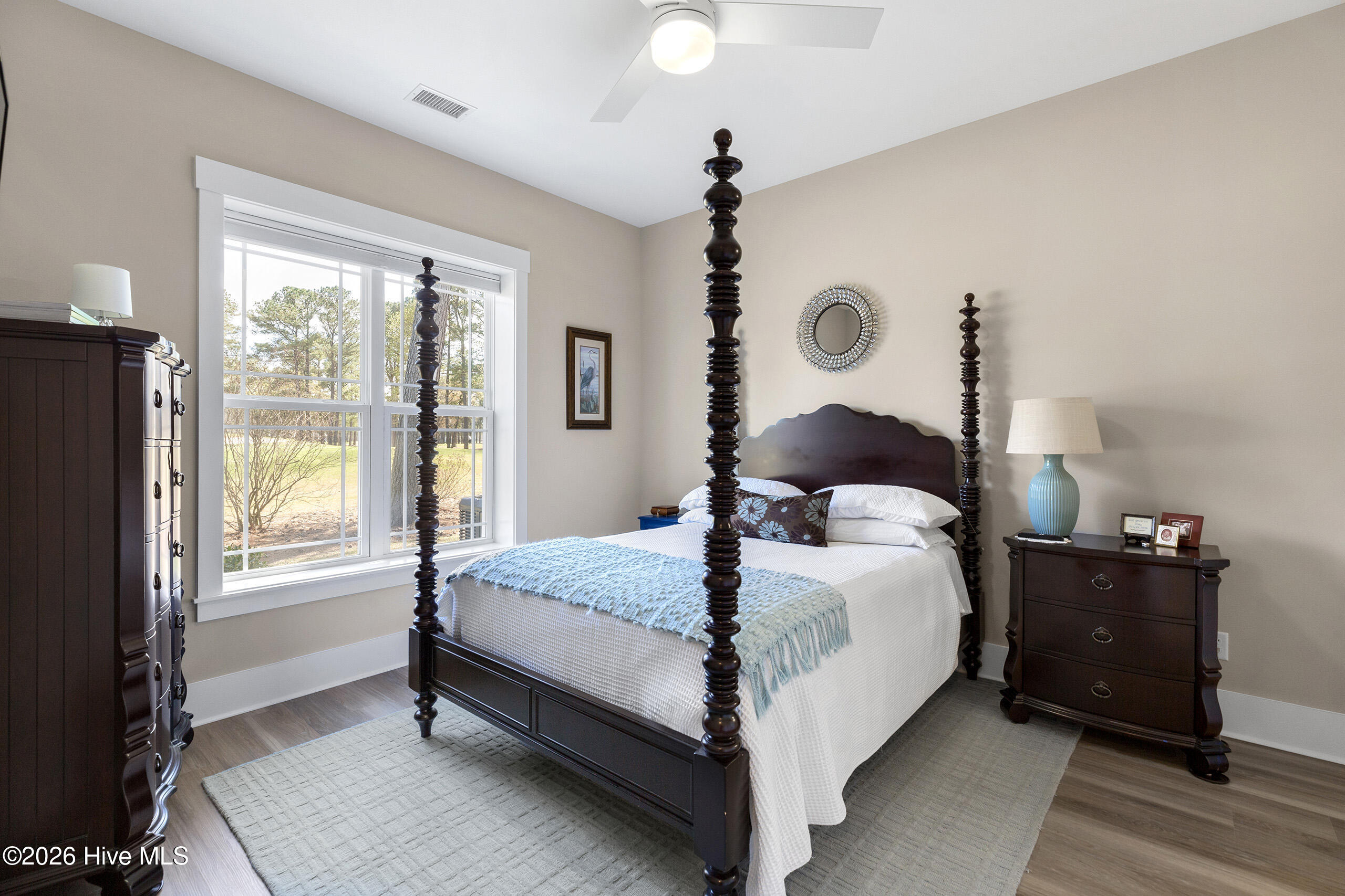 100561954 | Photo 15