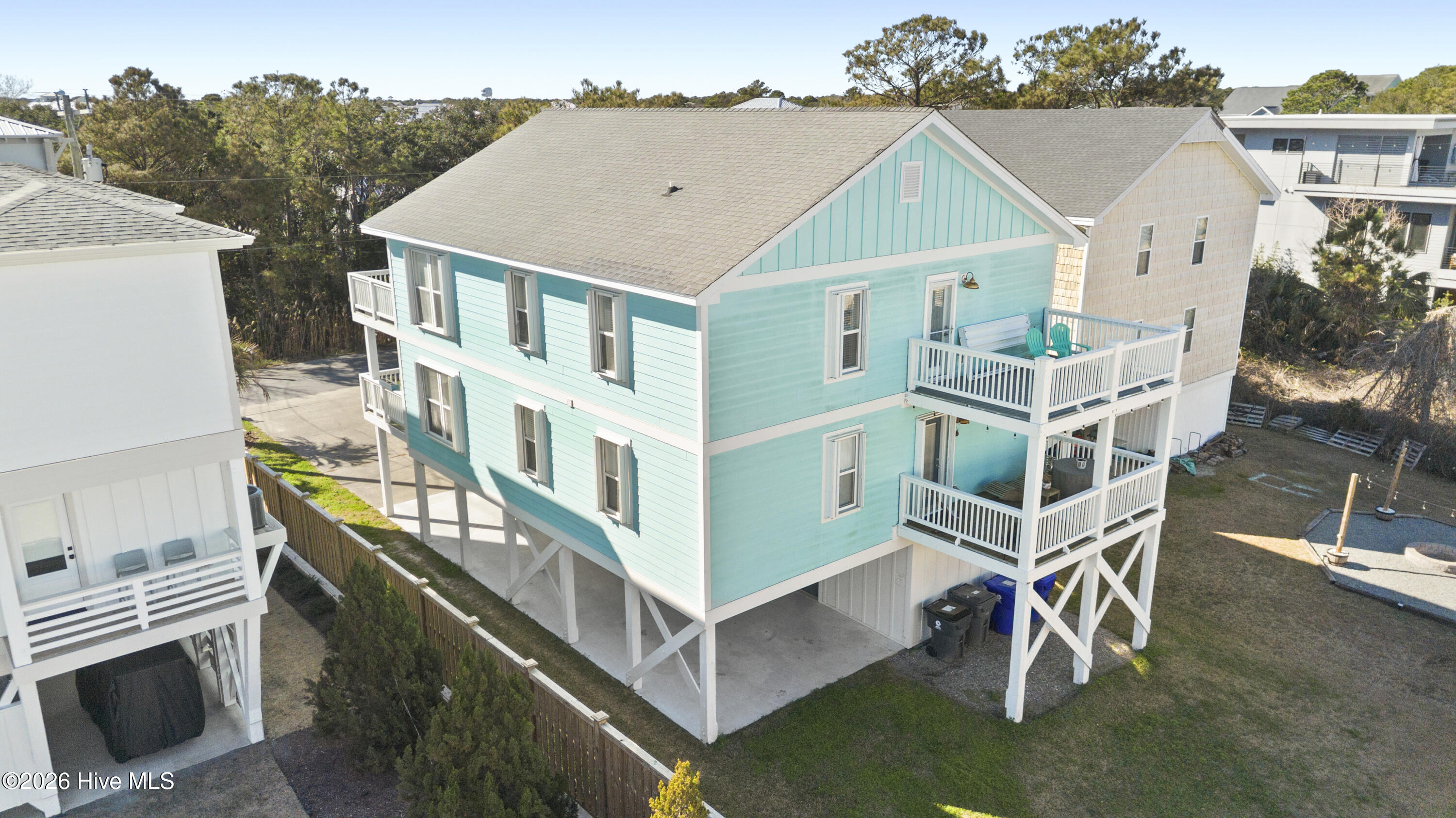 100549941 | Photo 70