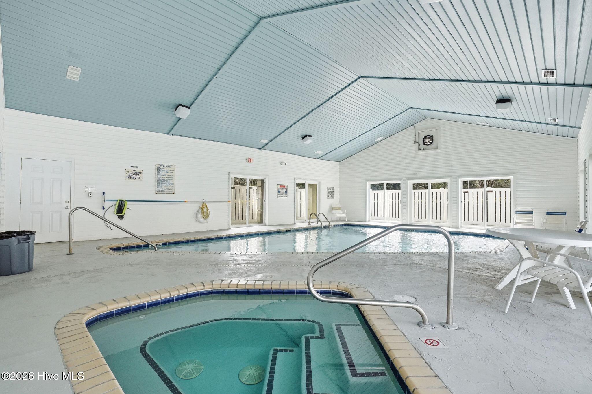 100559289 | Photo 28