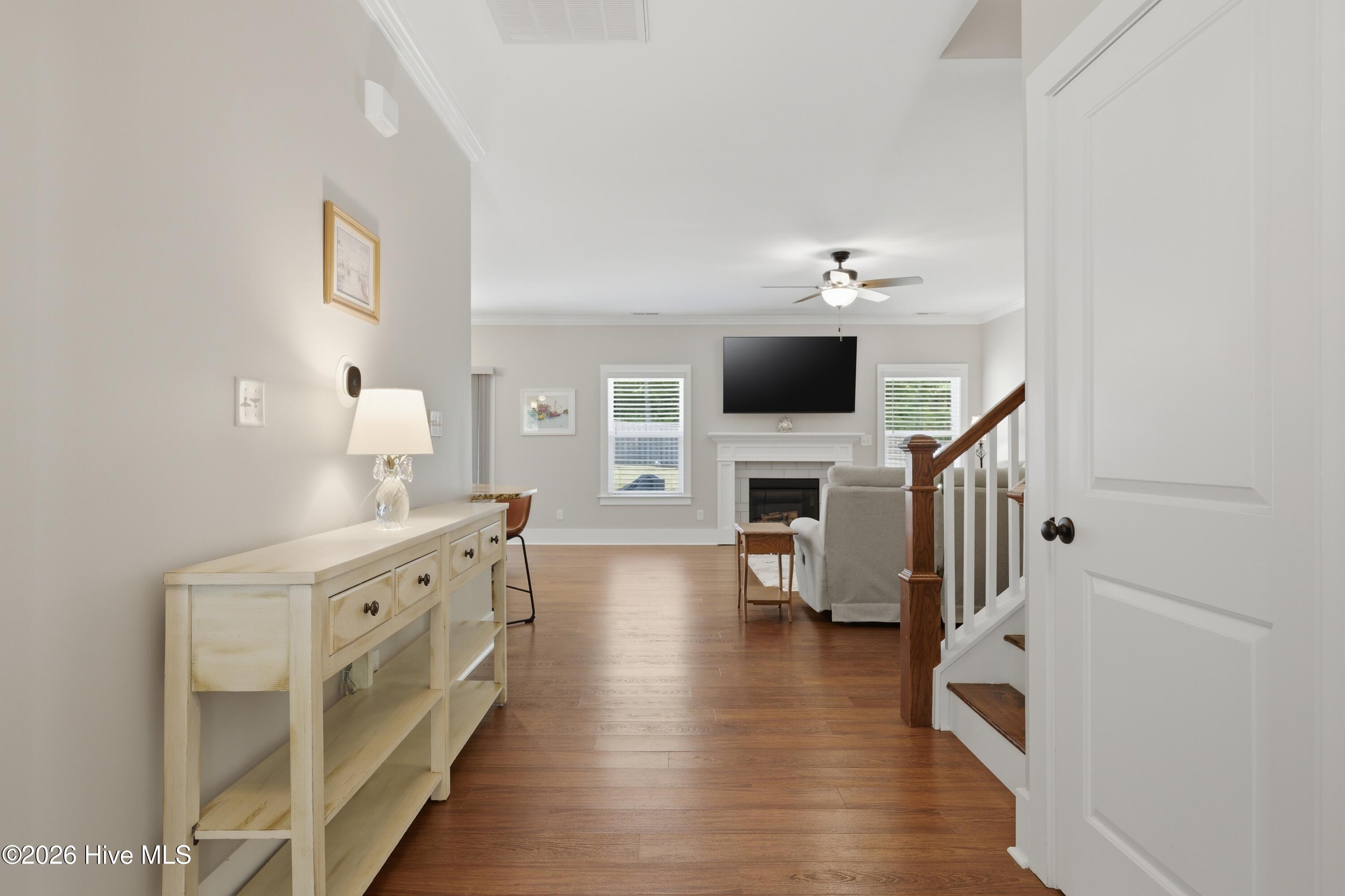 100569472 | Photo 15