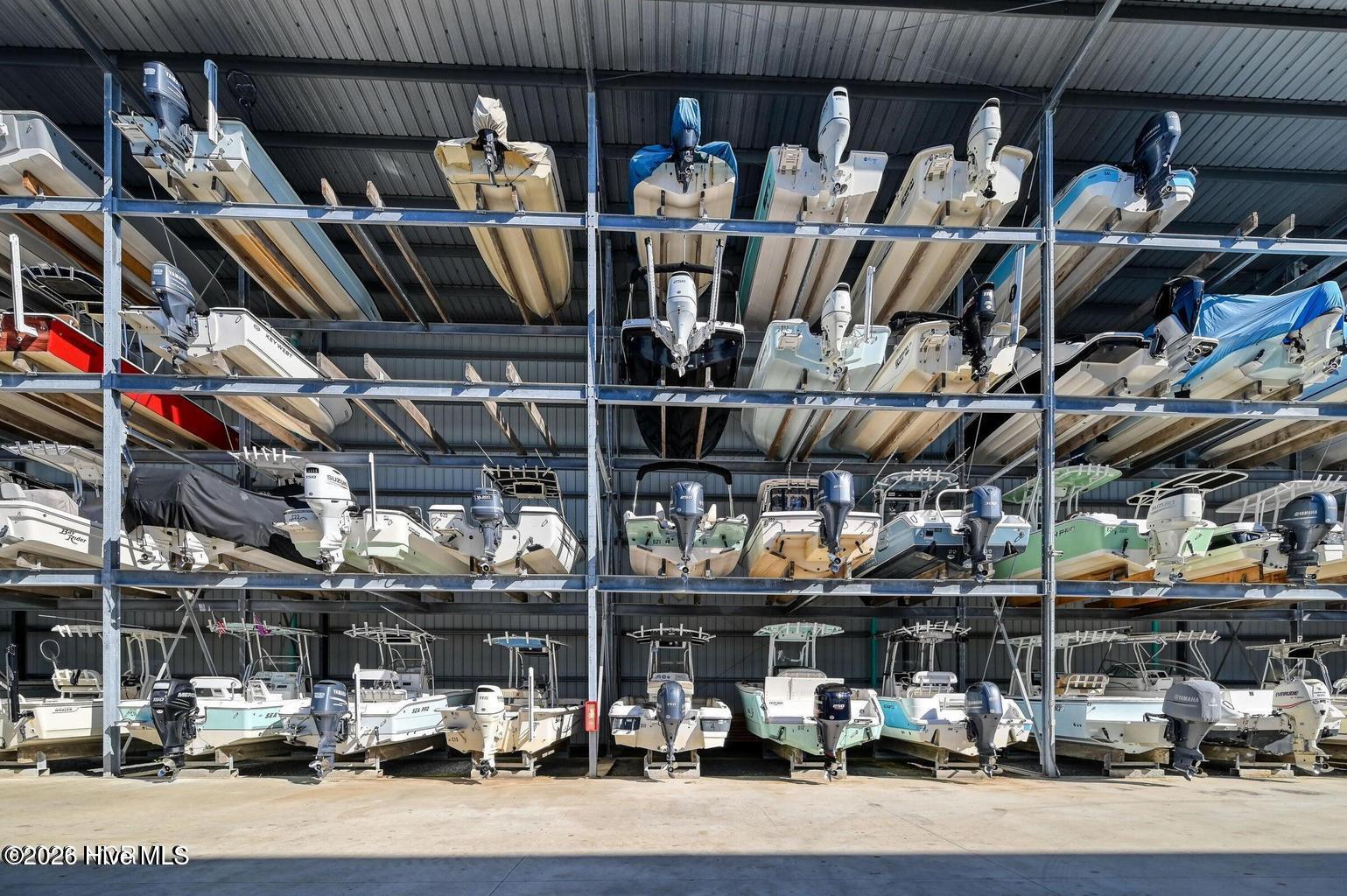 100559517 | Photo 41