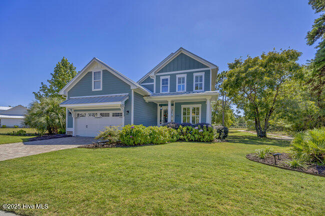 100528964 | Photo 44