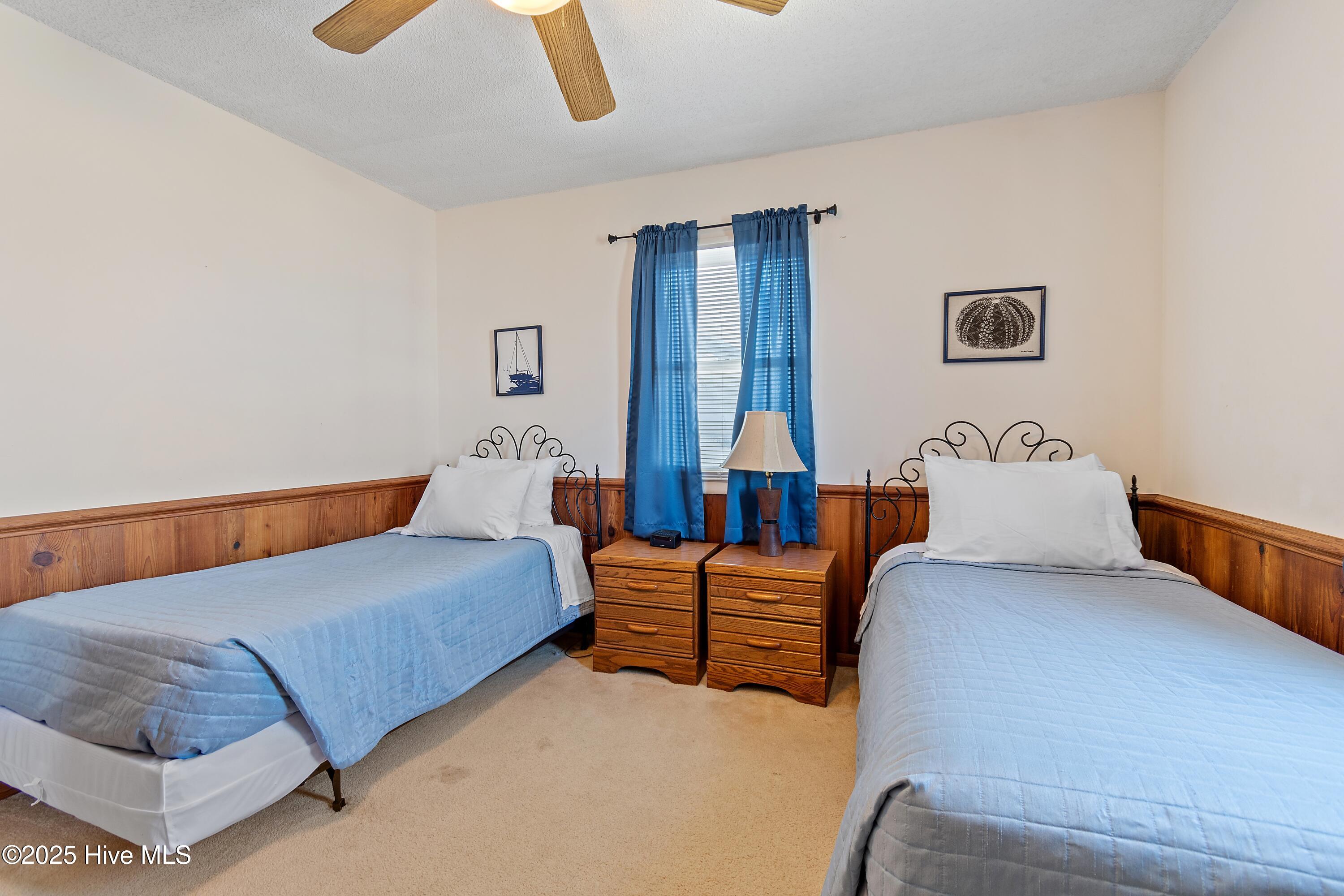 100497729 | Photo 28