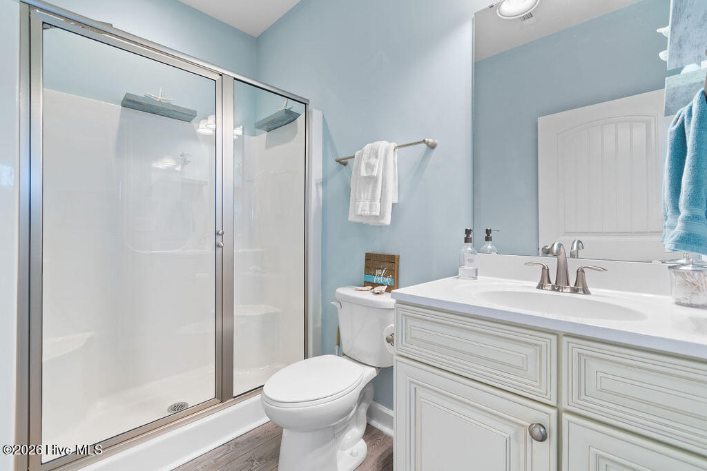 100552706 | Photo 15